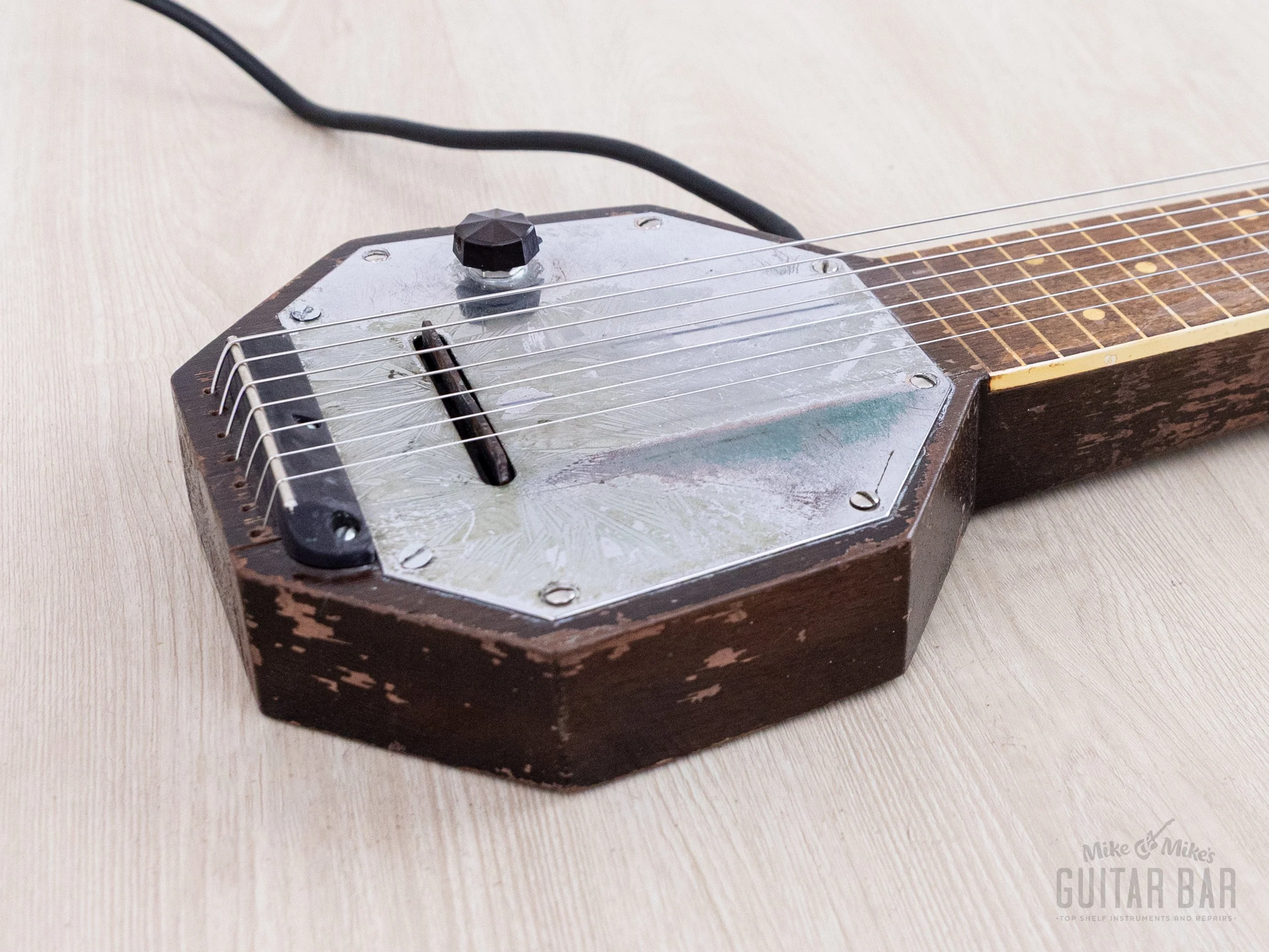 1930s AudioVox 7-String "Frying Pan" Vintage Lap Steel w/ Case, Seattle-Made, Paul Tutmarc - Image 6