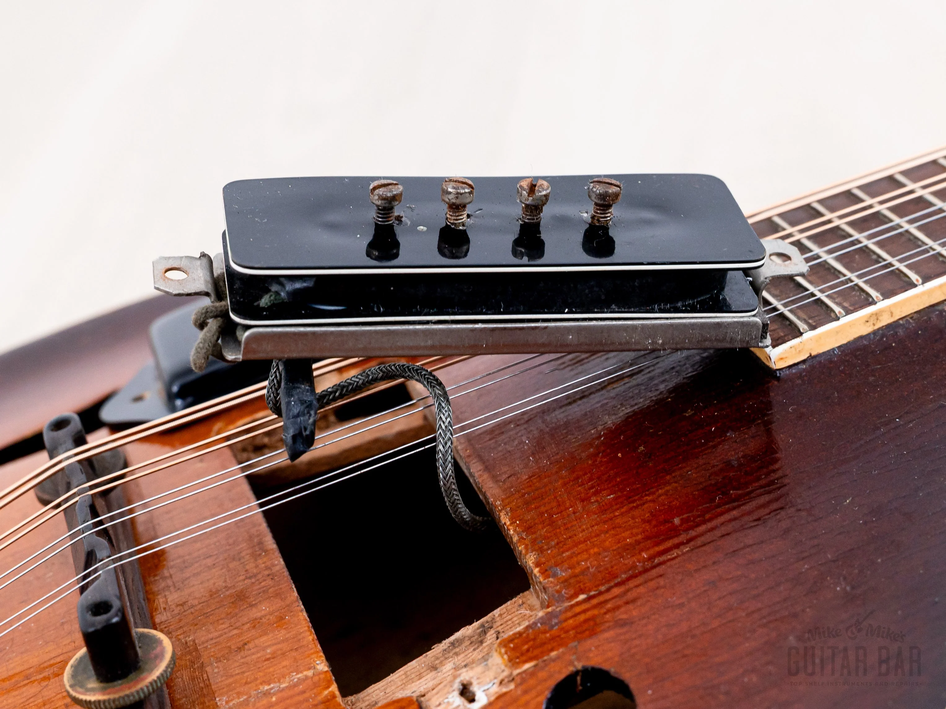 1948 Gibson EM-150 Vintage A-Style Electric Mandolin Sunburst w/ P-90, Case - Image 17