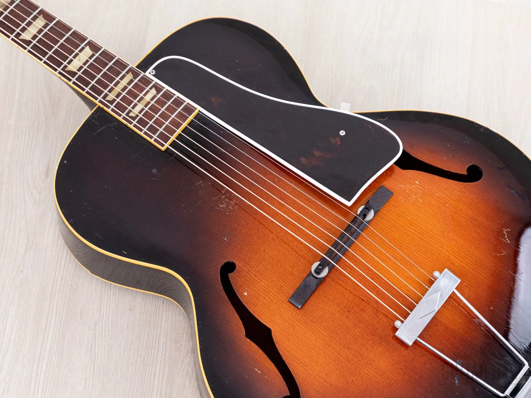 1951 Gibson L-50 Vintage Carved Top Archtop Acoustic Guitar Sunburst w/ Case - Image 10