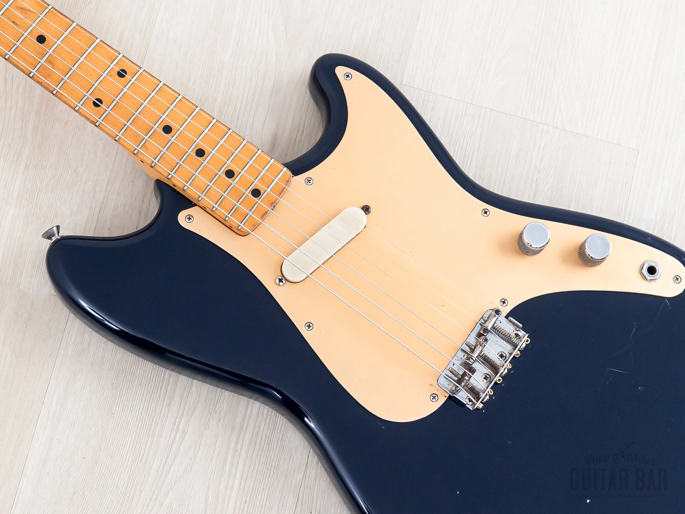 1957 Fender Musicmaster Pre-CBS Vintage Guitar Short Scale Gold Guard w/ Case - Image 6