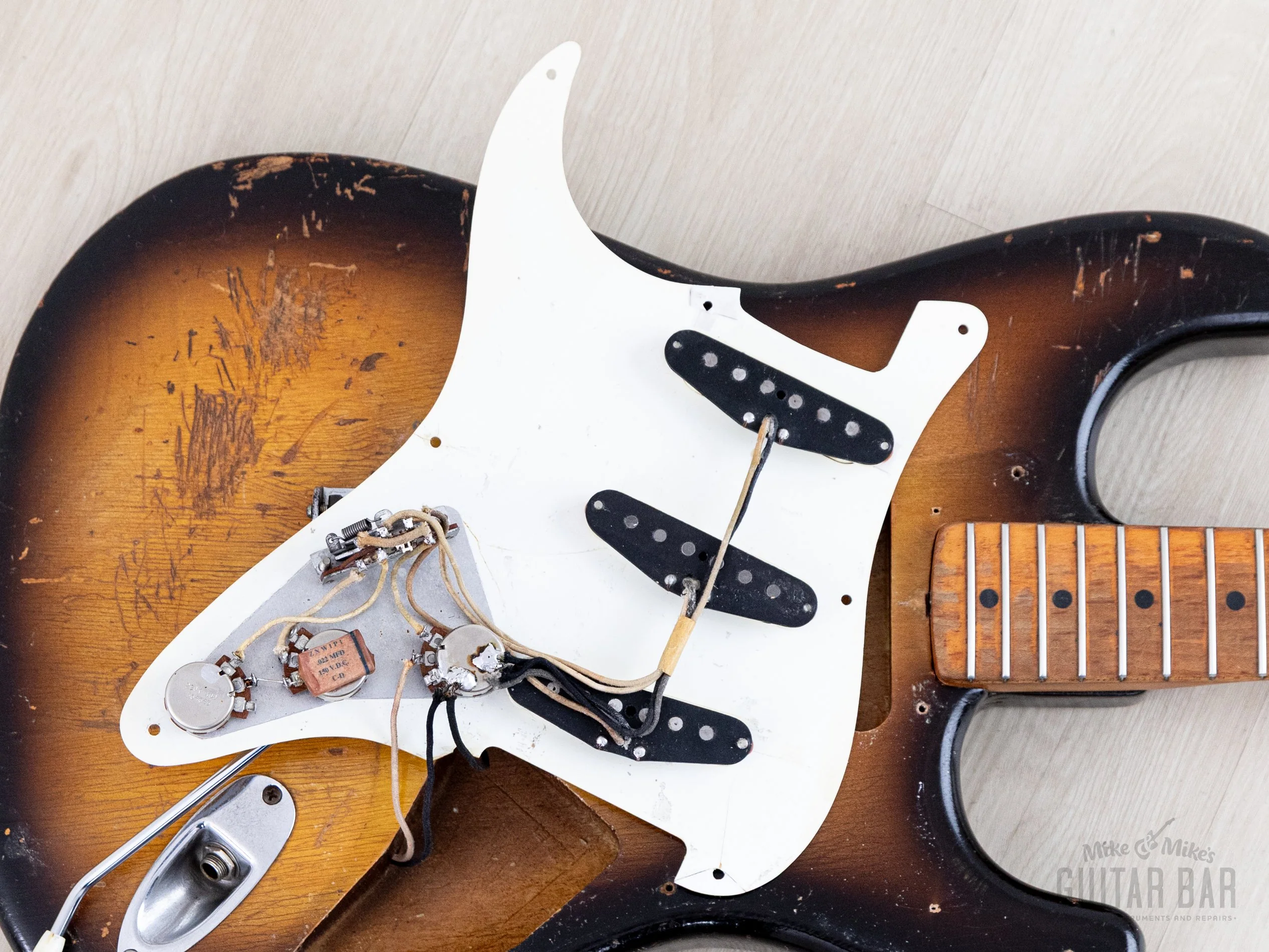1957 Fender Stratocaster Vintage Guitar Sunburst w/ V Neck, Tweed Case - Image 19