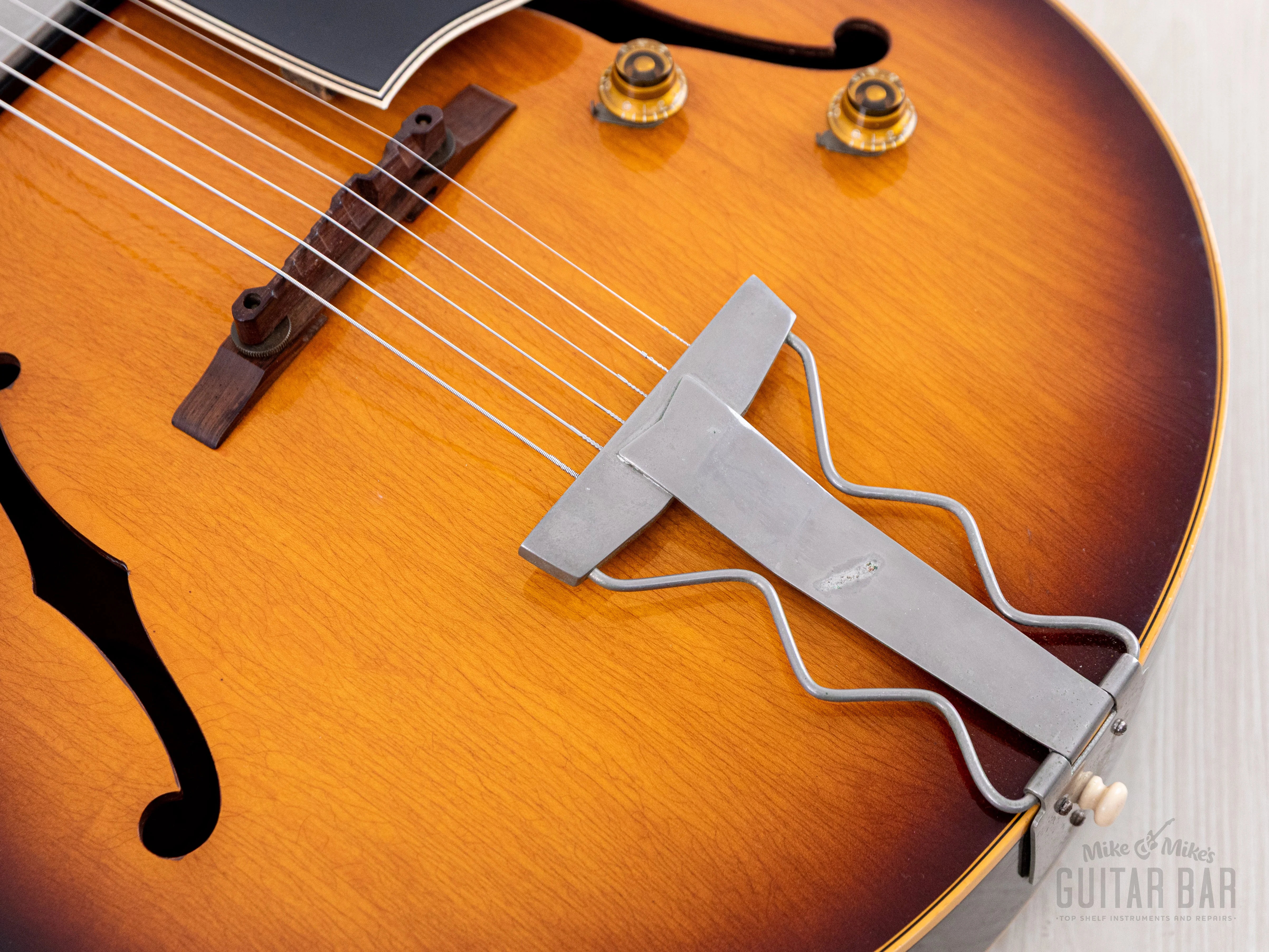 1957 Gibson ES-175 Vintage Hollowbody Guitar Sunburst w/ Lifton Case - Image 10