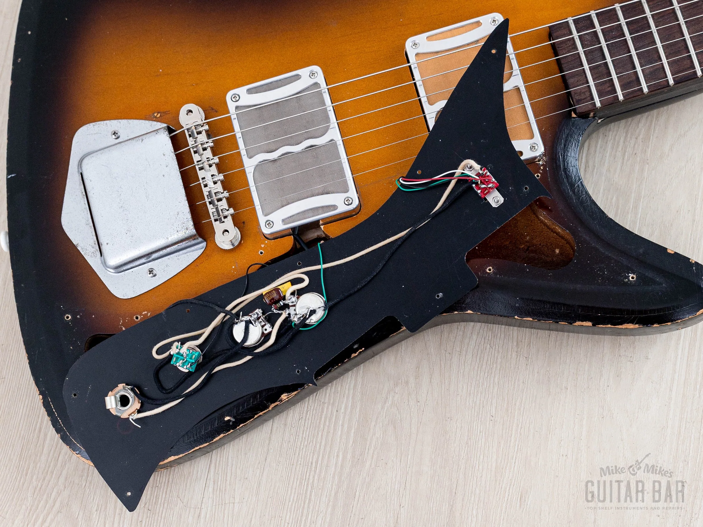1960s Airline Bighorn Vintage Guitar, Ronin-Modded w/ Foilbuckers, Kay-Made - Image 15