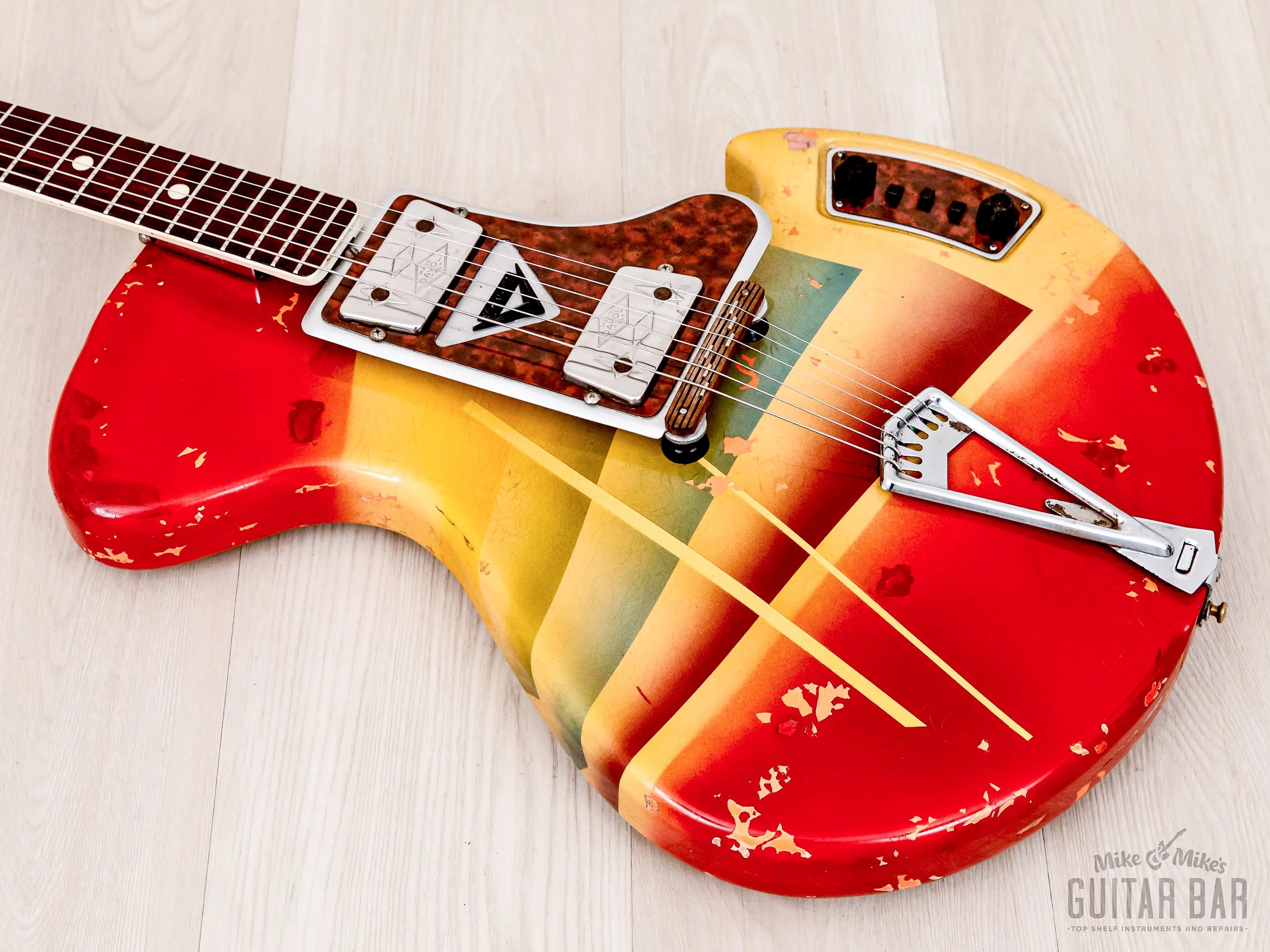 1960s Wandré Rock Oval Vintage Aluminum Neck Guitar w/ Case, Italy - Image 11