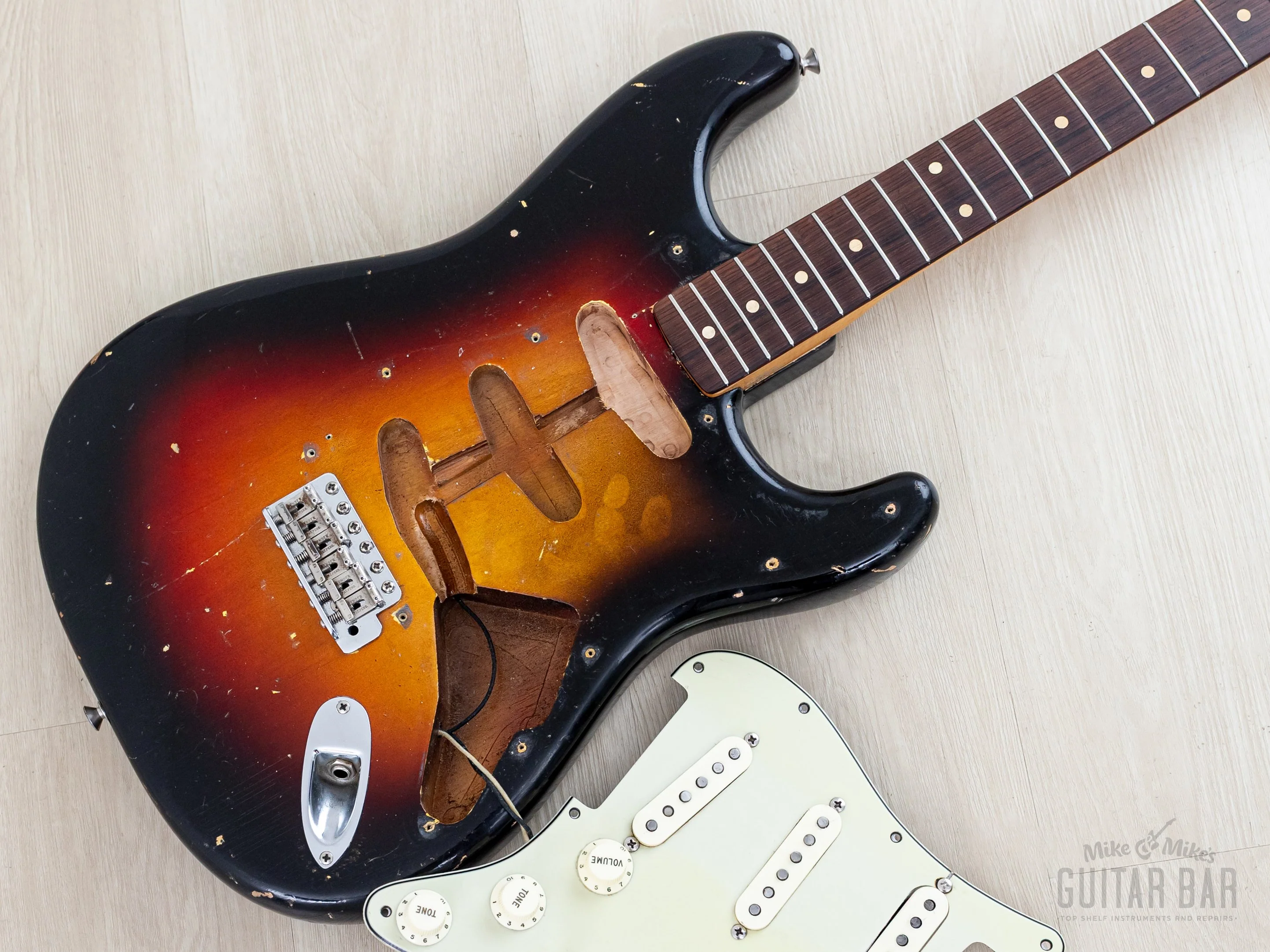 1961 Fender Stratocaster Vintage Guitar Sunburst Slab Board w/ Flame Neck, Hangtag, Strap & Case - Image 22