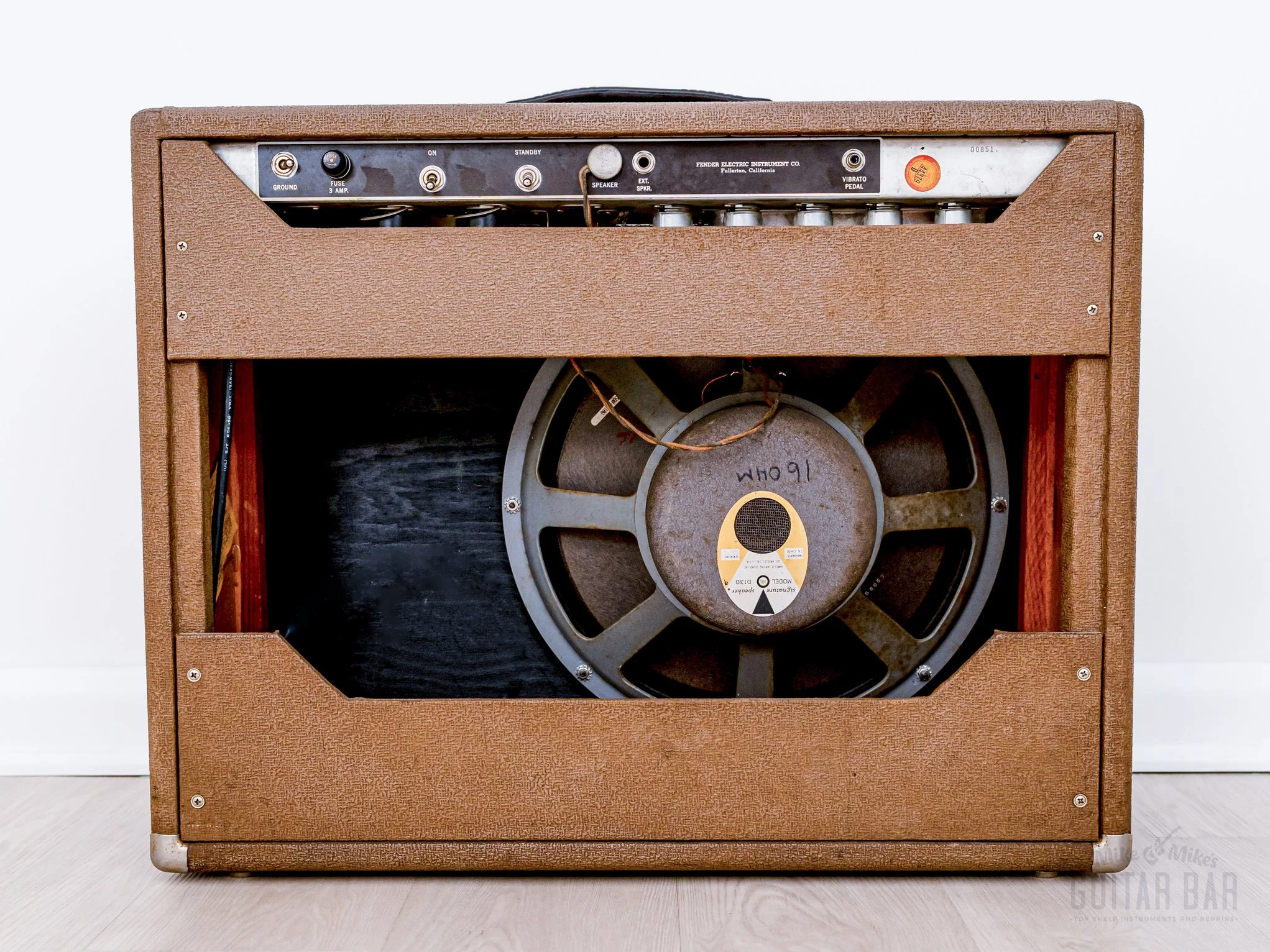 1961 Fender Vibrasonic Brown Panel Vintage Tube Amp 6G13-A 1x15 JBL D130 w/ Ftsw, Showman - Image 9