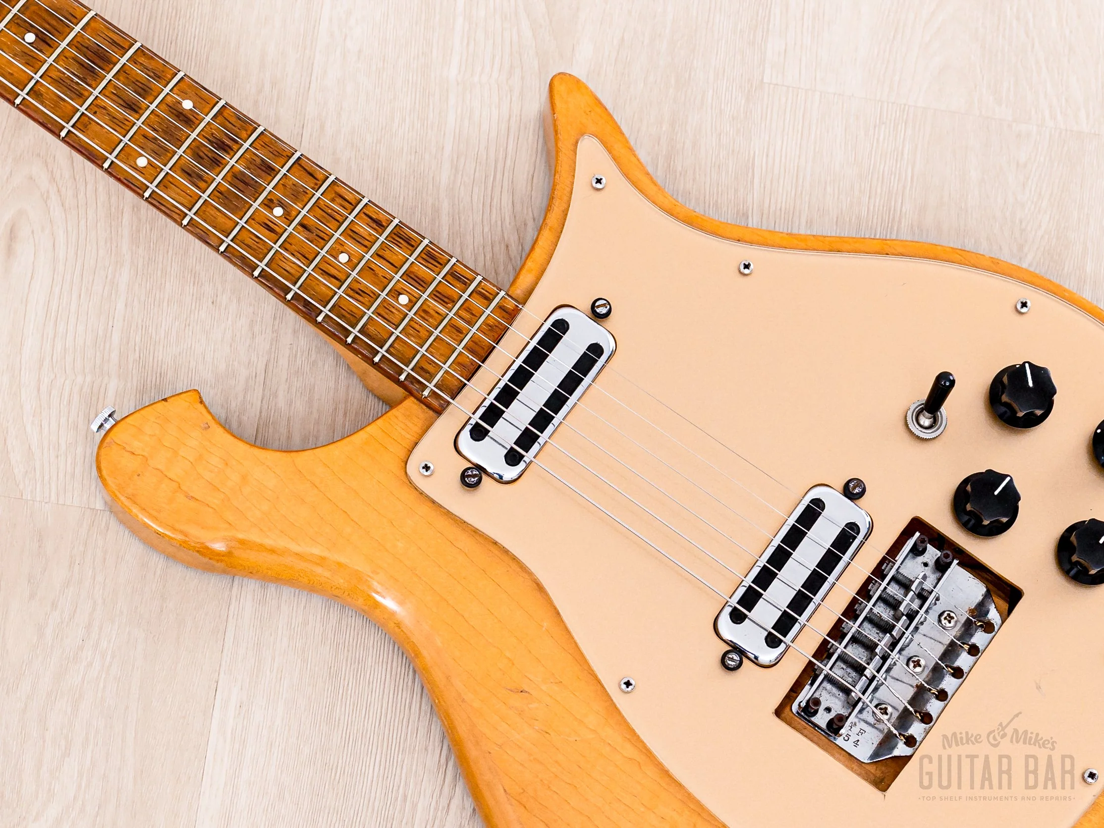 1961 Rickenbacker 450 Combo Vintage Electric Guitar Mapleglo w/ Toaster Top Pickups, Case - Image 7