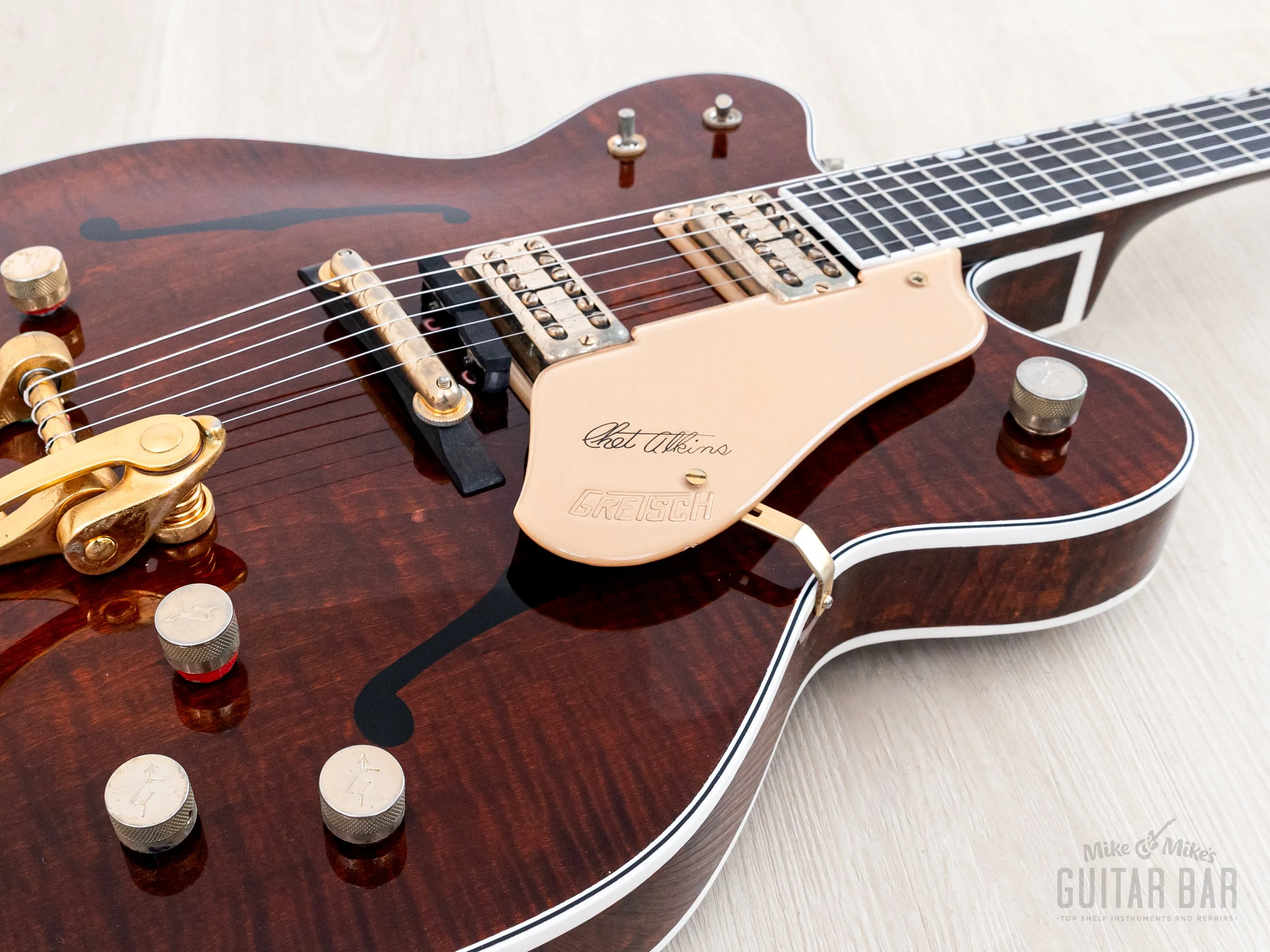 1962 Gretsch PX 6122 Chet Atkins Country Gentleman Walnut, Figured w/ Dial Up Mutes, Case & CoA - Image 6