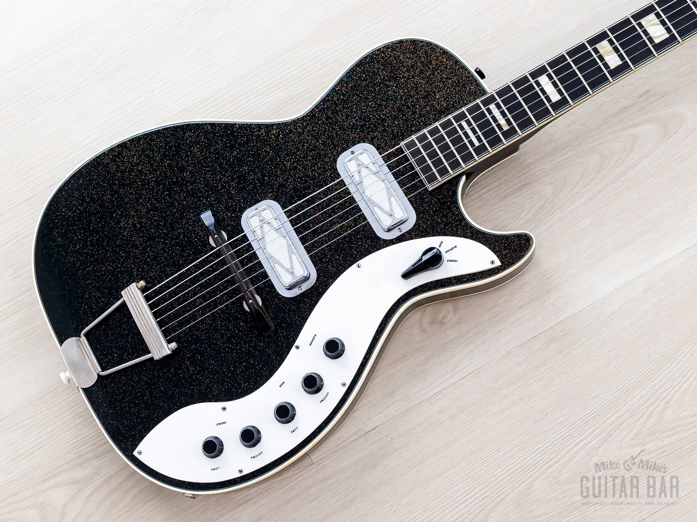 1963 Silvertone Stratotone Jupiter 1423 Vintage Guitar by Harmony USA w/ DeArmond Gold Foils, Case