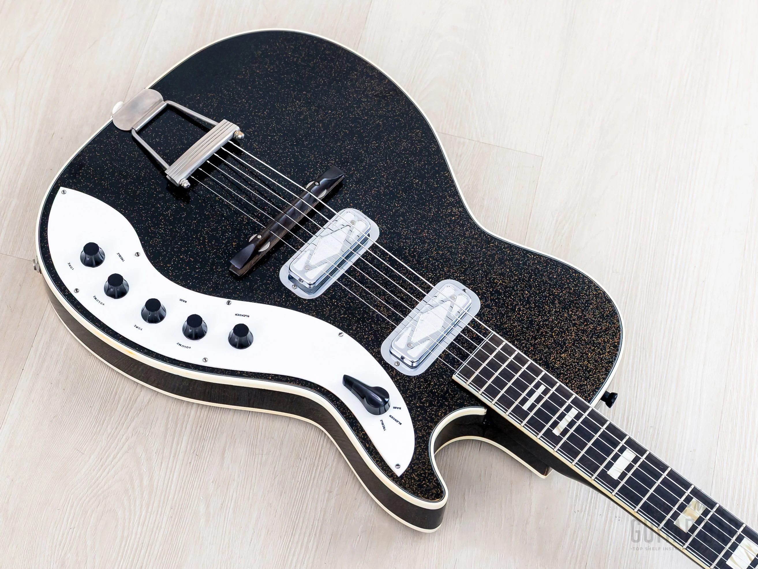 1963 Silvertone Stratotone Jupiter 1423 Vintage Guitar by Harmony USA w/ DeArmond Gold Foils, Case - Image 9