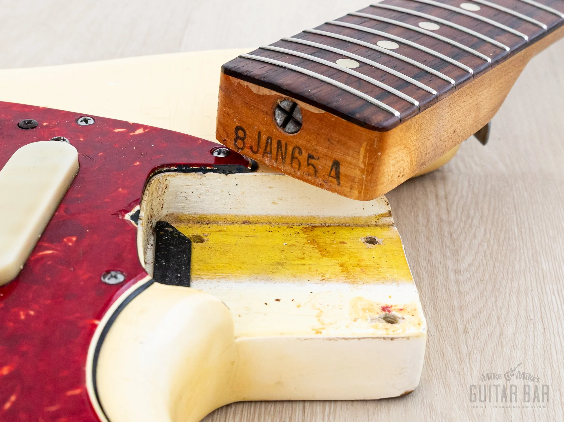 1965 Fender Mustang Vintage Offset Guitar Olympic White w/ Case - Image 16