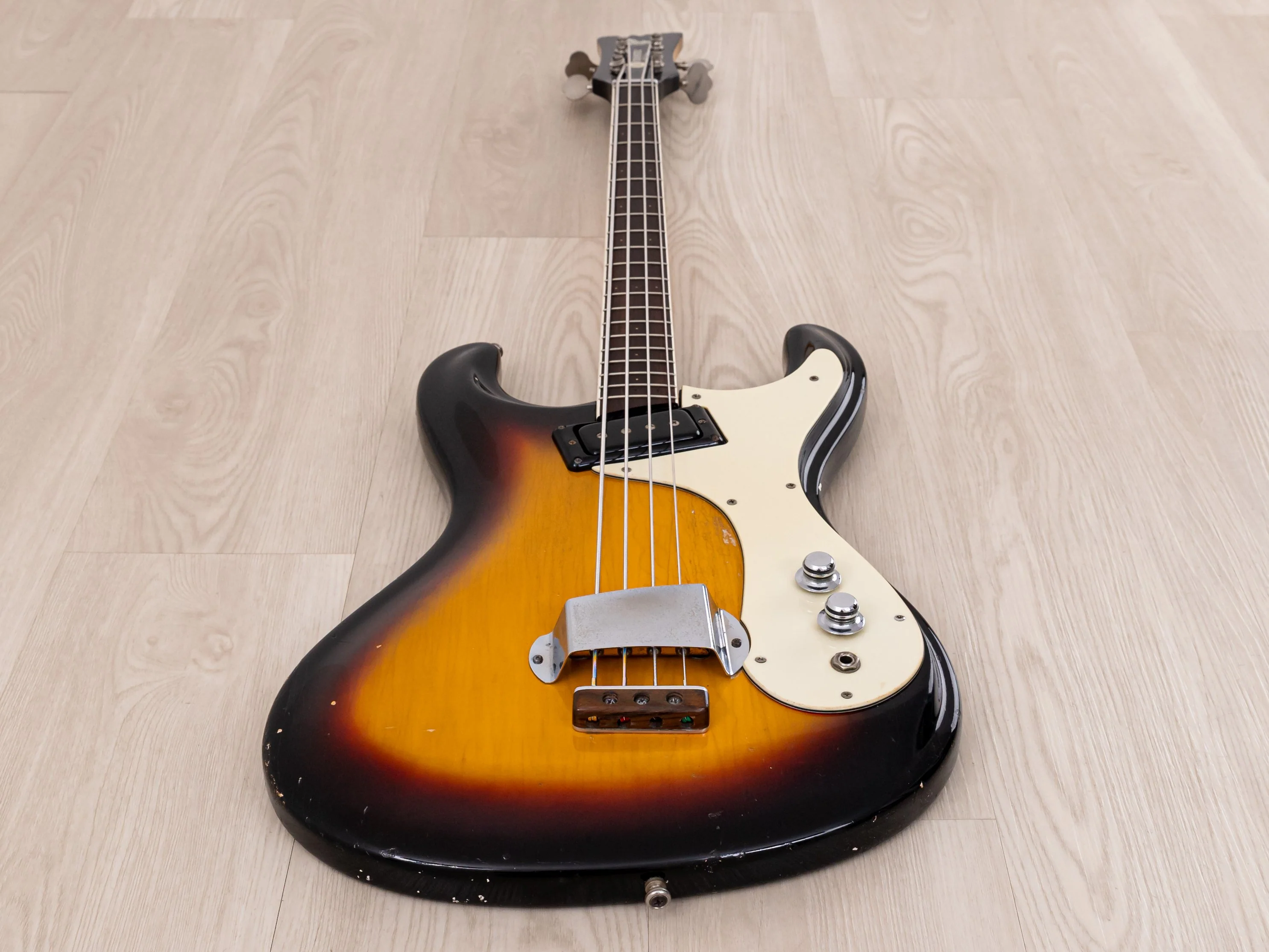 1965 Mosrite Ventures Model Vintage Short Scale Bass Sunburst - Image 13