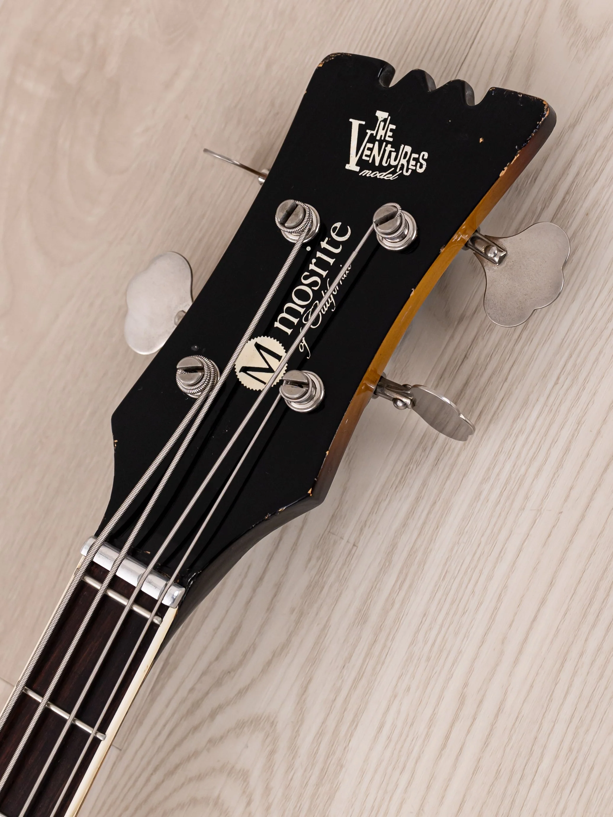 1965 Mosrite Ventures Model Vintage Short Scale Bass Sunburst - Image 4