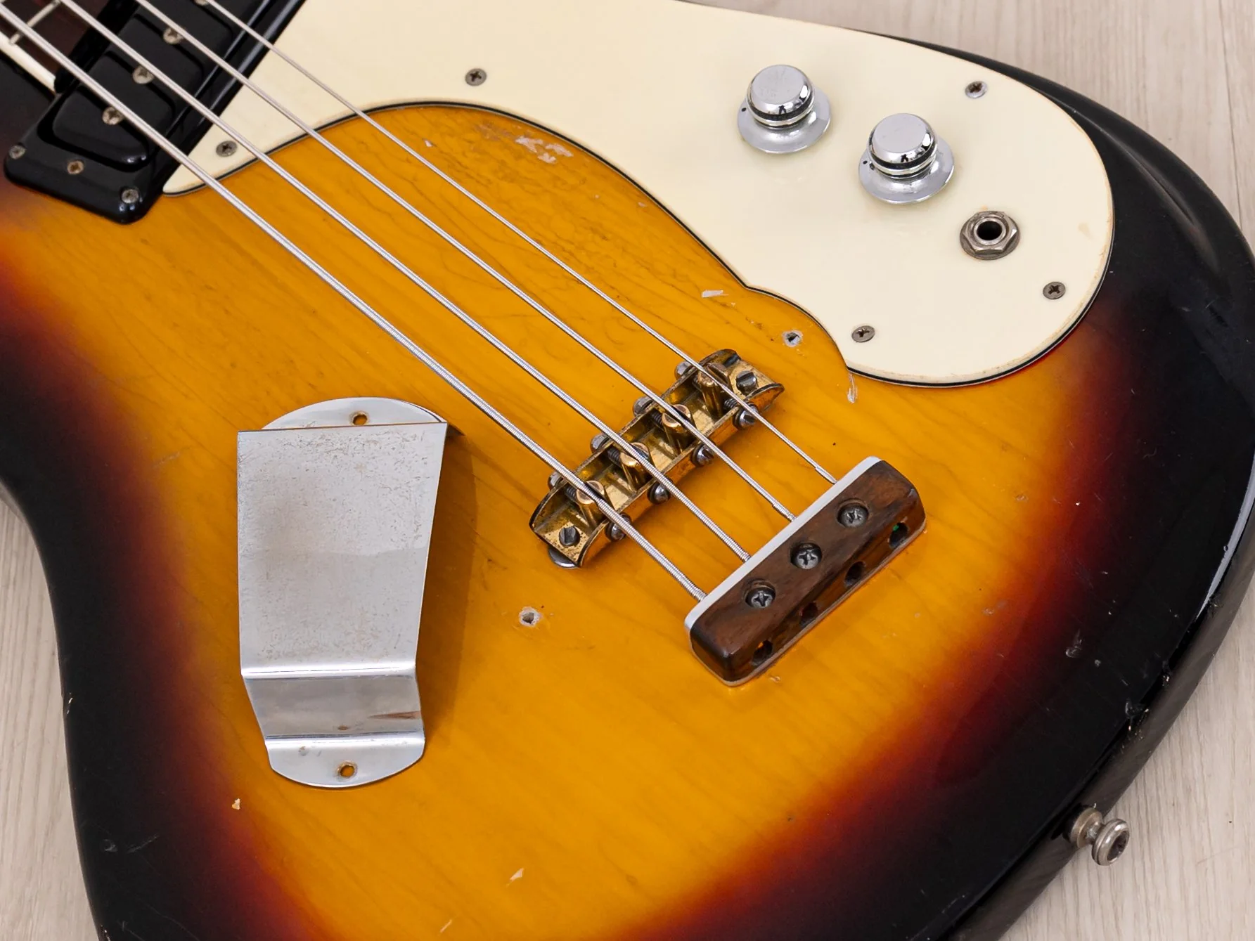 1965 Mosrite Ventures Model Vintage Short Scale Bass Sunburst - Image 8