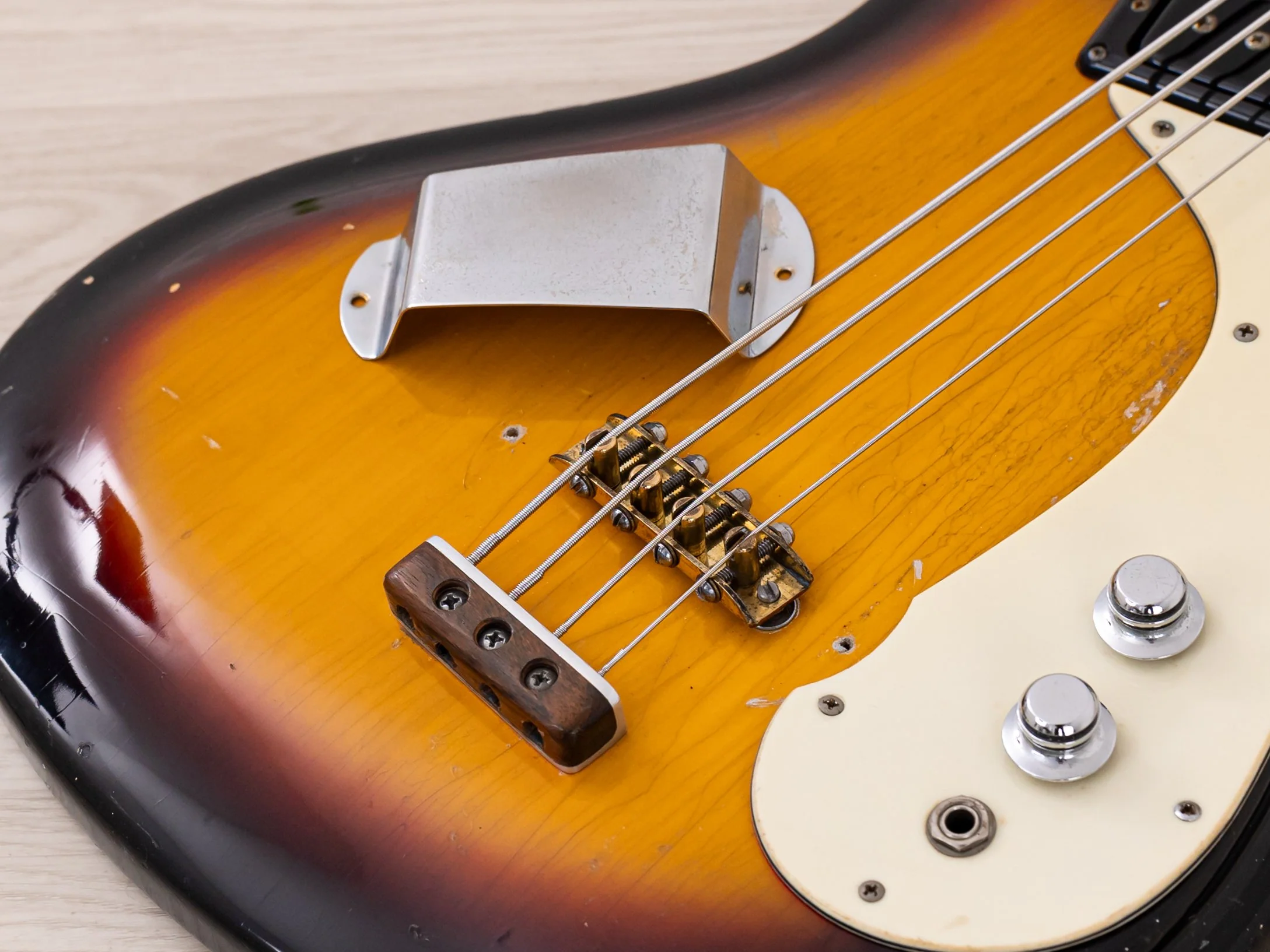 1965 Mosrite Ventures Model Vintage Short Scale Bass Sunburst - Image 9