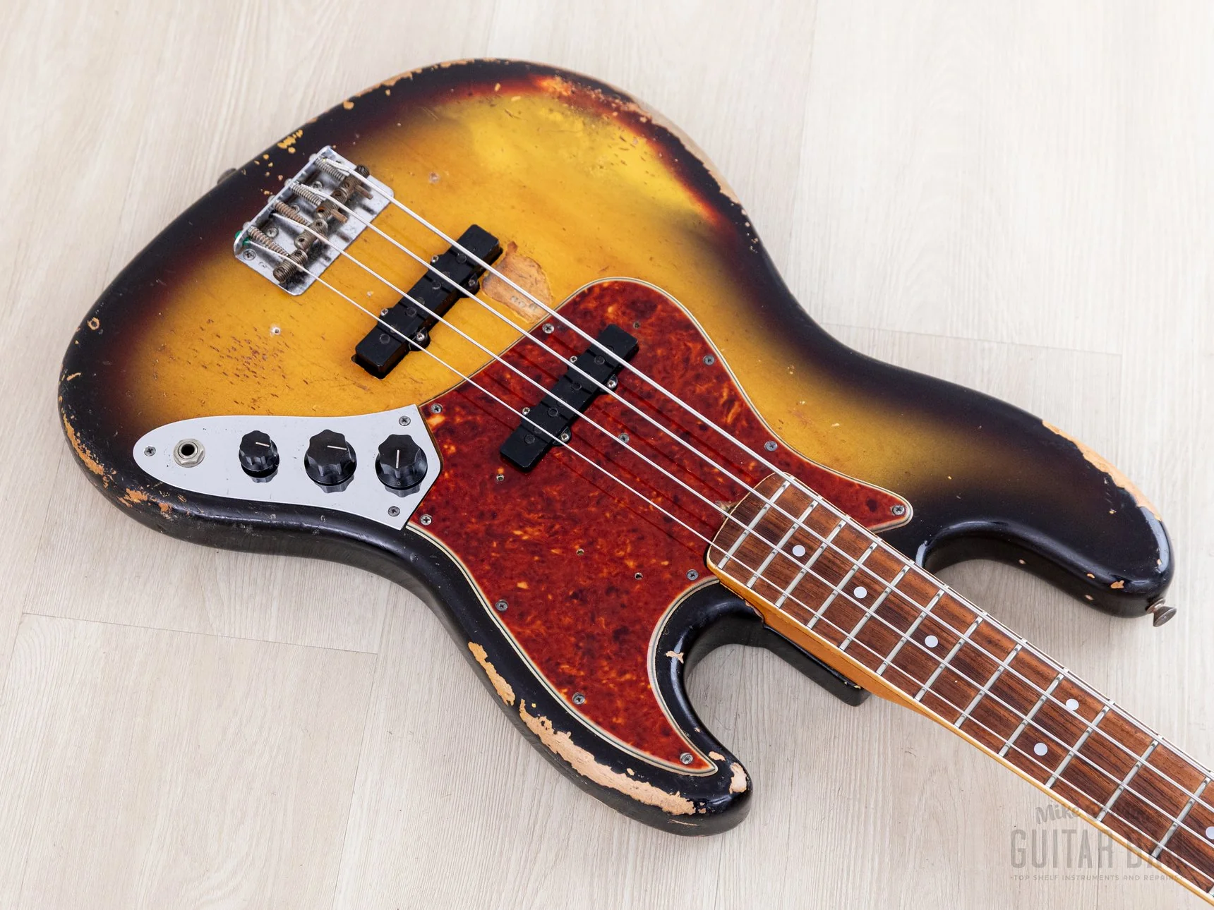 1966 Fender Jazz Bass Sunburst Padauk Fretboard Binding + Dots w/ Case - Image 9