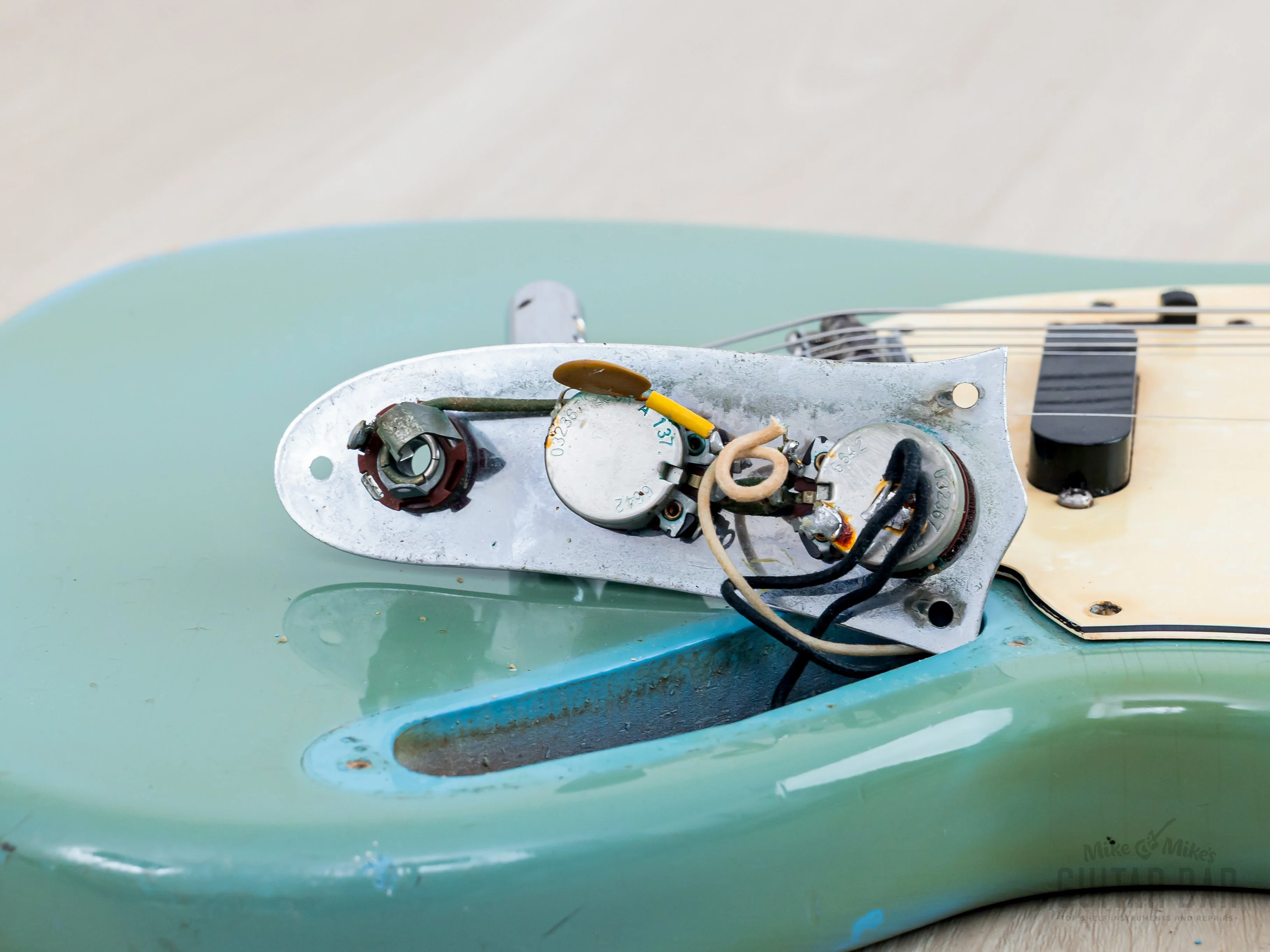1968 Fender Mustang Vintage Offset Guitar Daphne Blue w/ Case - Image 21