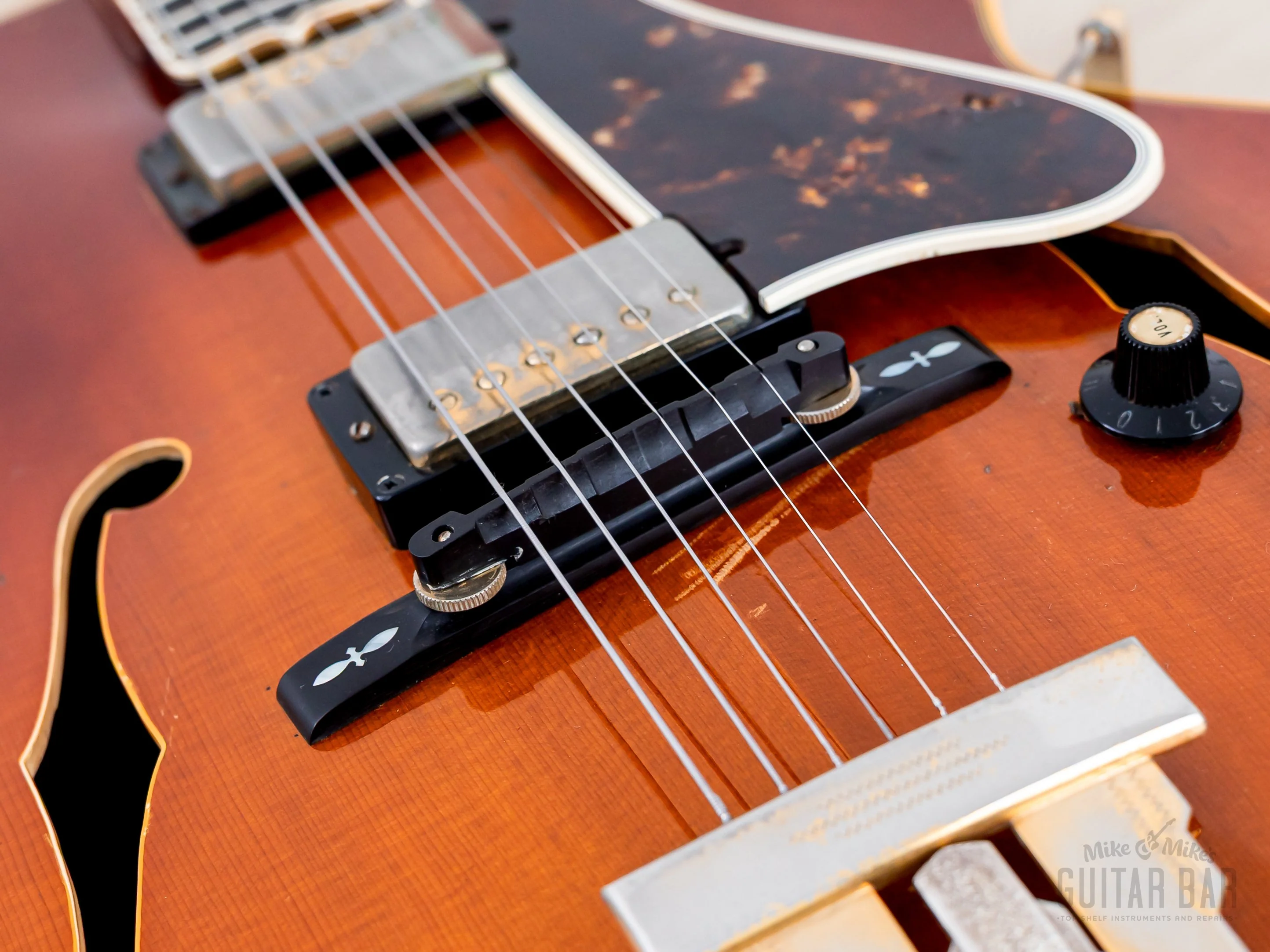 1970 Gibson L-5 CES Vintage Electric Archtop Sunburst w/ T Tops, Case - Image 10