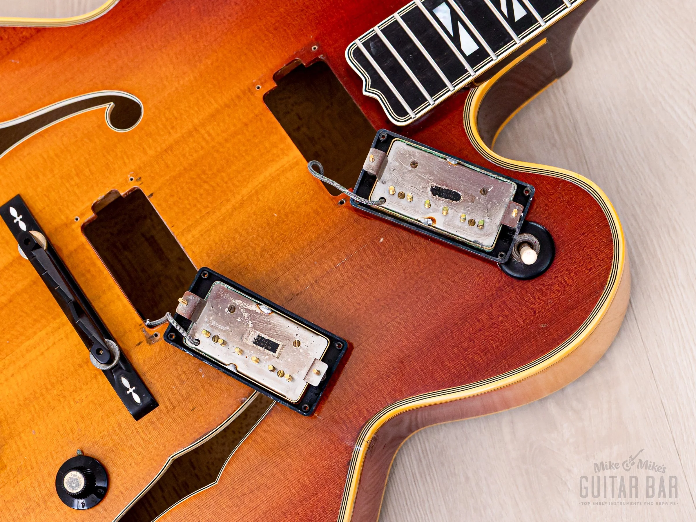 1970 Gibson Super 400 CES Vintage Archtop Electric Guitar Sunburst w/ T Tops, 1 11/16" Nut - Image 16