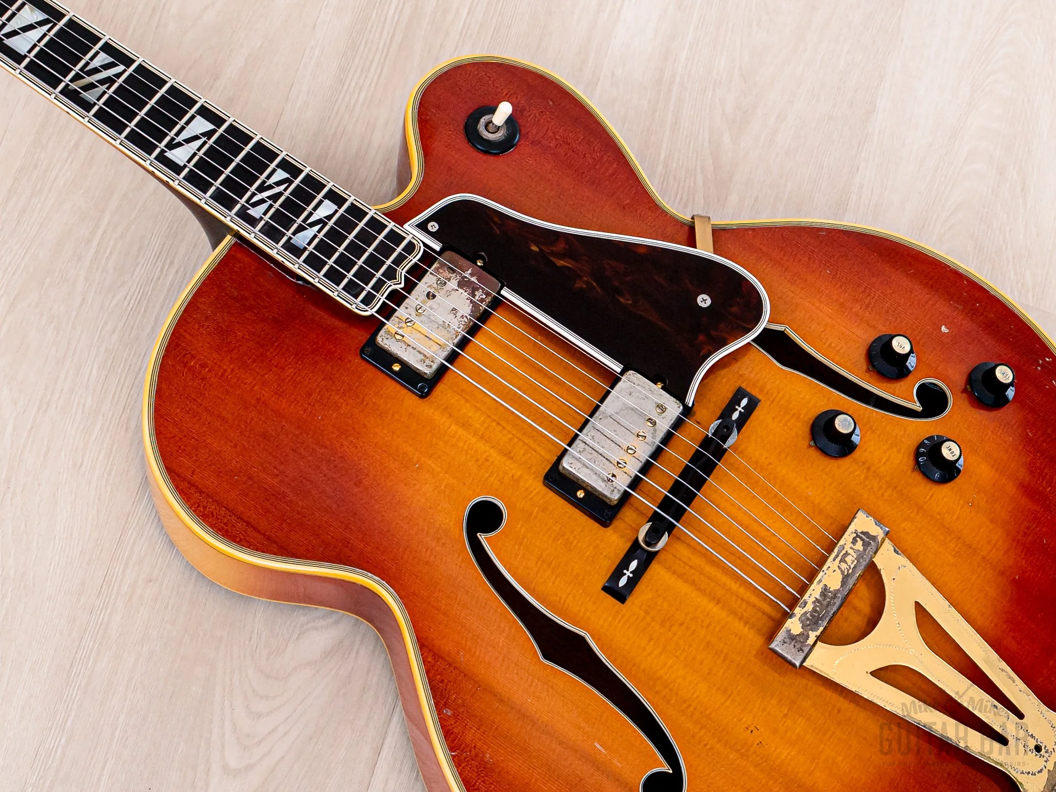 1970 Gibson Super 400 CES Vintage Archtop Electric Guitar Sunburst w/ T Tops, 1 11/16" Nut - Image 8