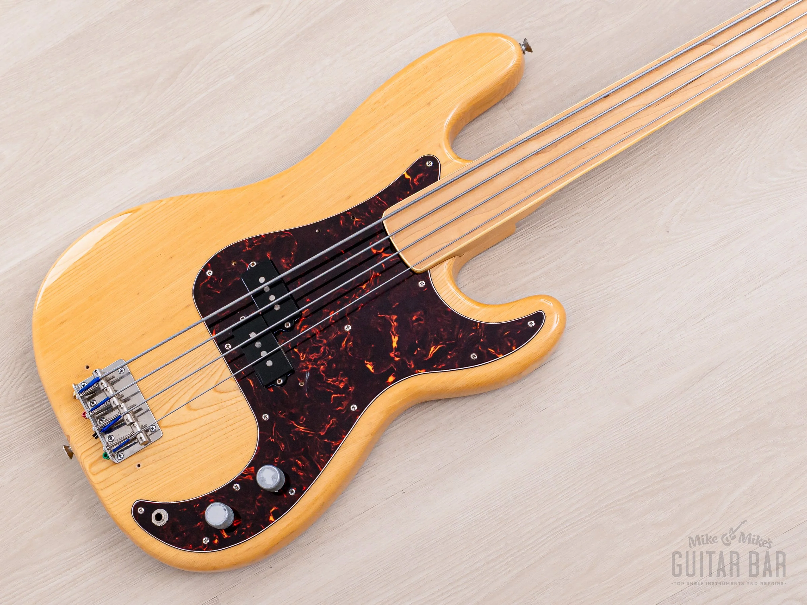 1970s Fernandes Burny Bass FPB-70FL Fretless Maple Board Vintage P Bass, 1 1/2" Nut, Japan