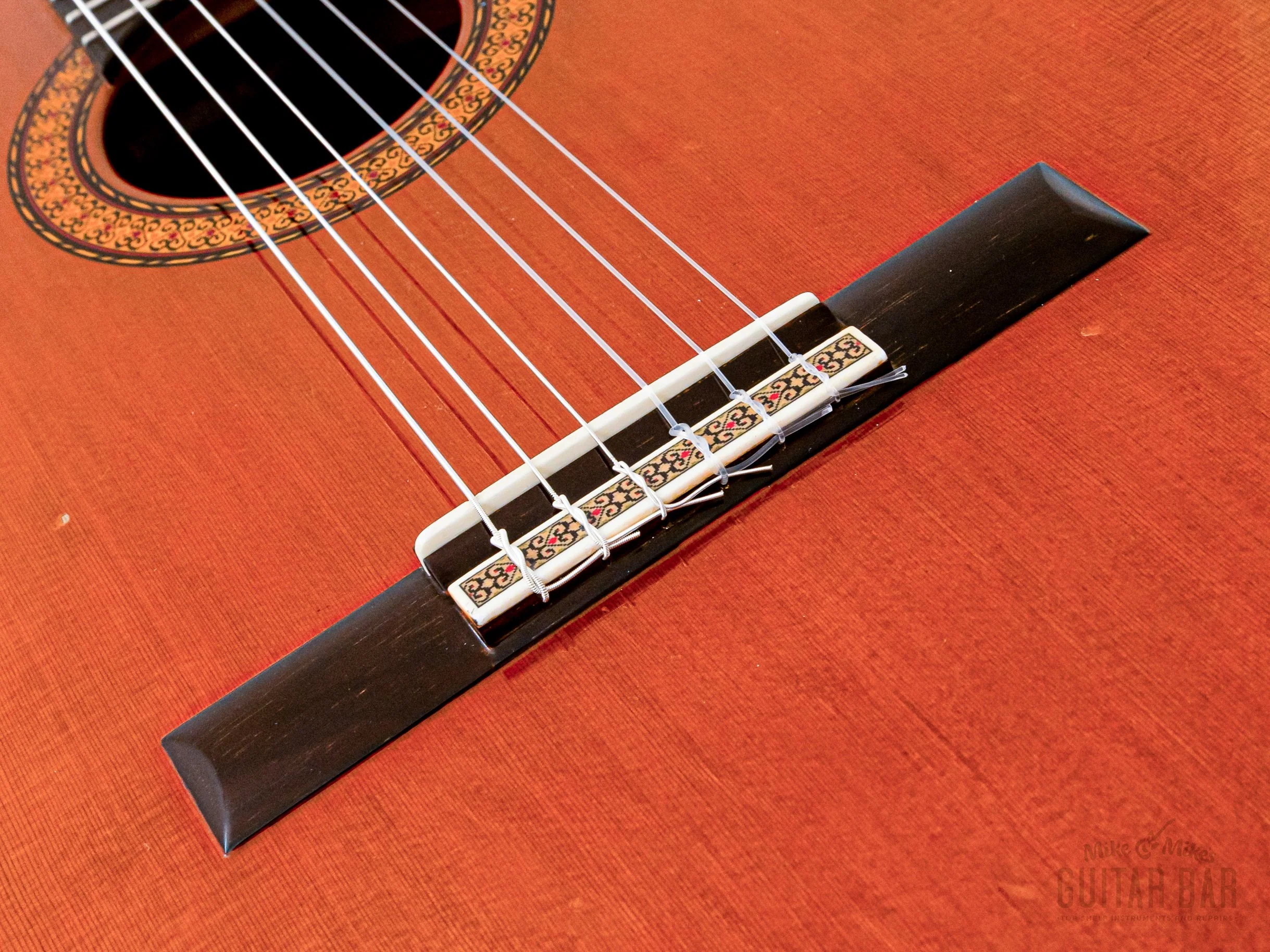 1970s Jose Oribe Classic 640mm Vintage Classical Guitar, Cedar & Rosewood w/ Case, Hangtag - Image 8