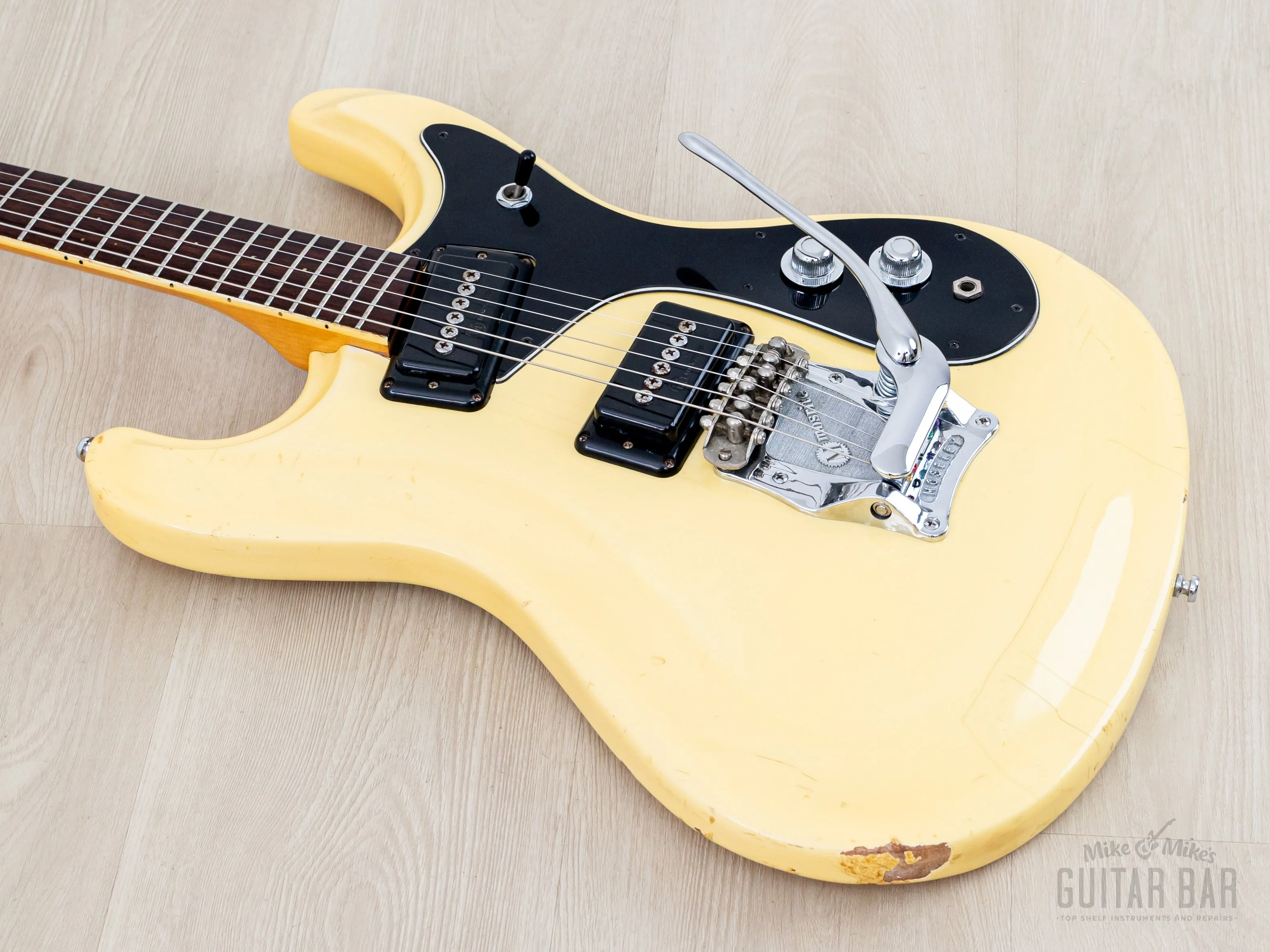 1970s Mosrite Ventures Model “Avenger” Vintage Electric Guitar White w/ Moseley Vibrato, Firstman Japan - Image 10
