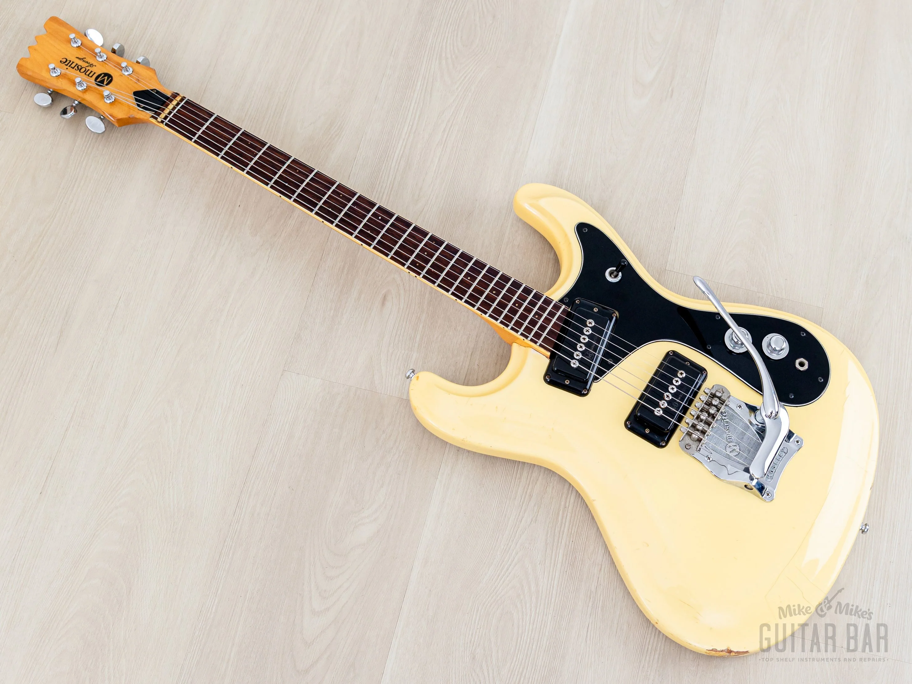 1970s Mosrite Ventures Model “Avenger” Vintage Electric Guitar White w/ Moseley Vibrato, Firstman Japan - Image 12