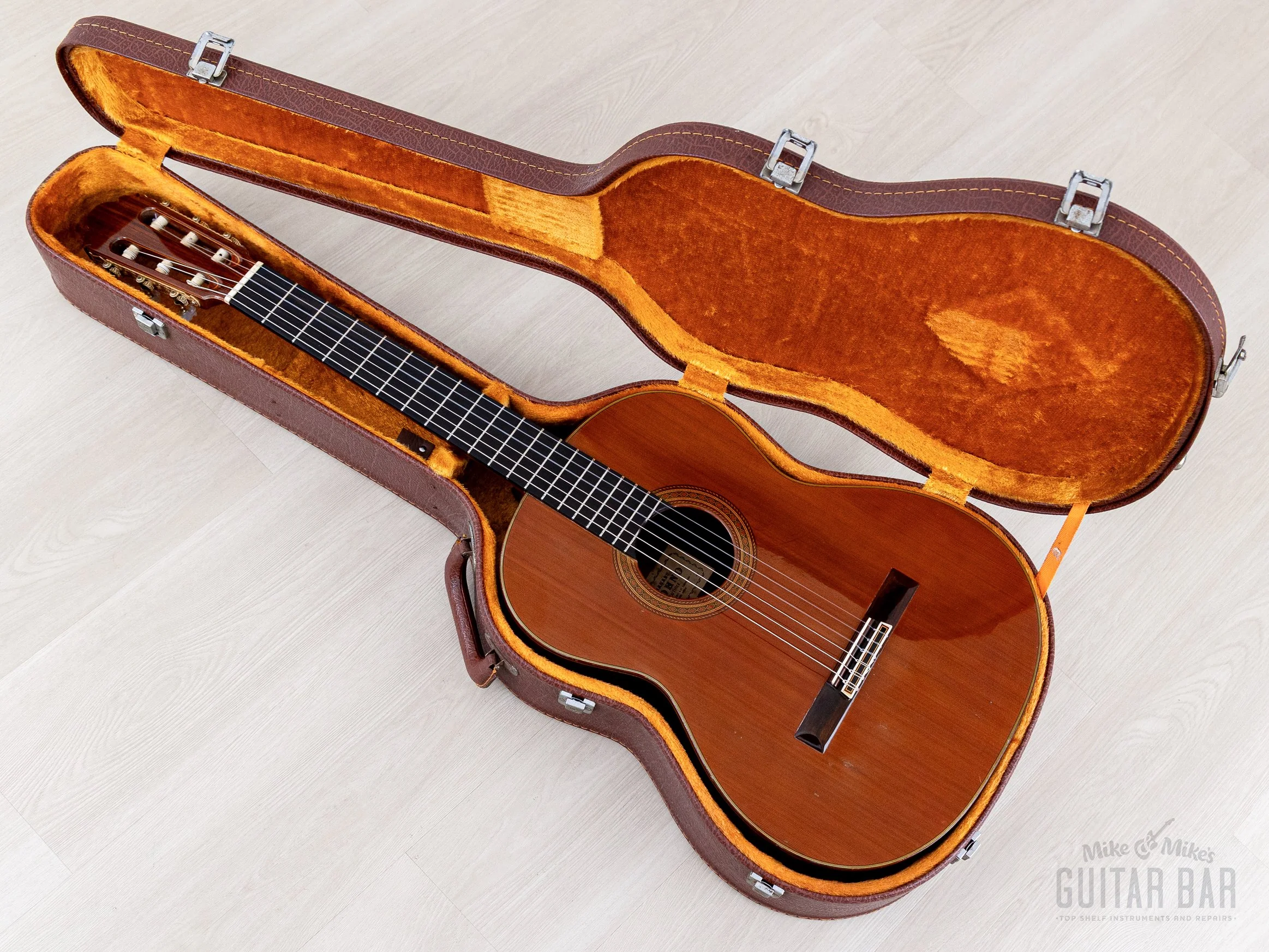 1971 Masaru Kohno No. 7 Vintage Classical Guitar, Cedar & Rosewood w/ Case - Image 19