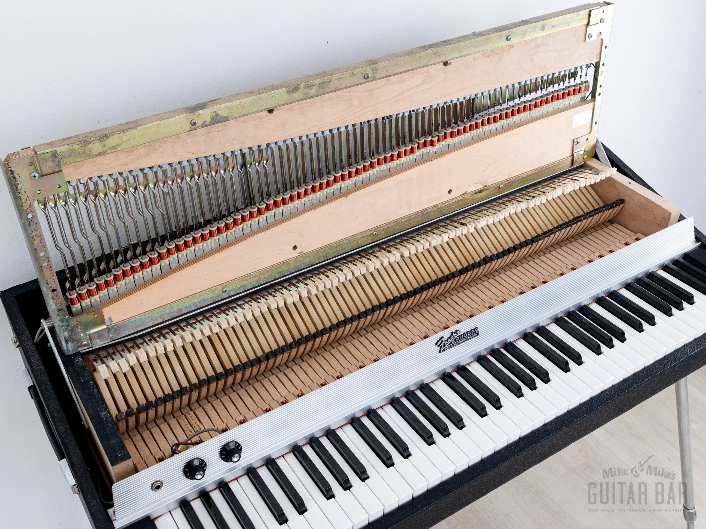 1972 Fender Rhodes Stage 73 Mk I Vintage Electric Piano w/ Legs & Pedal - Image 12