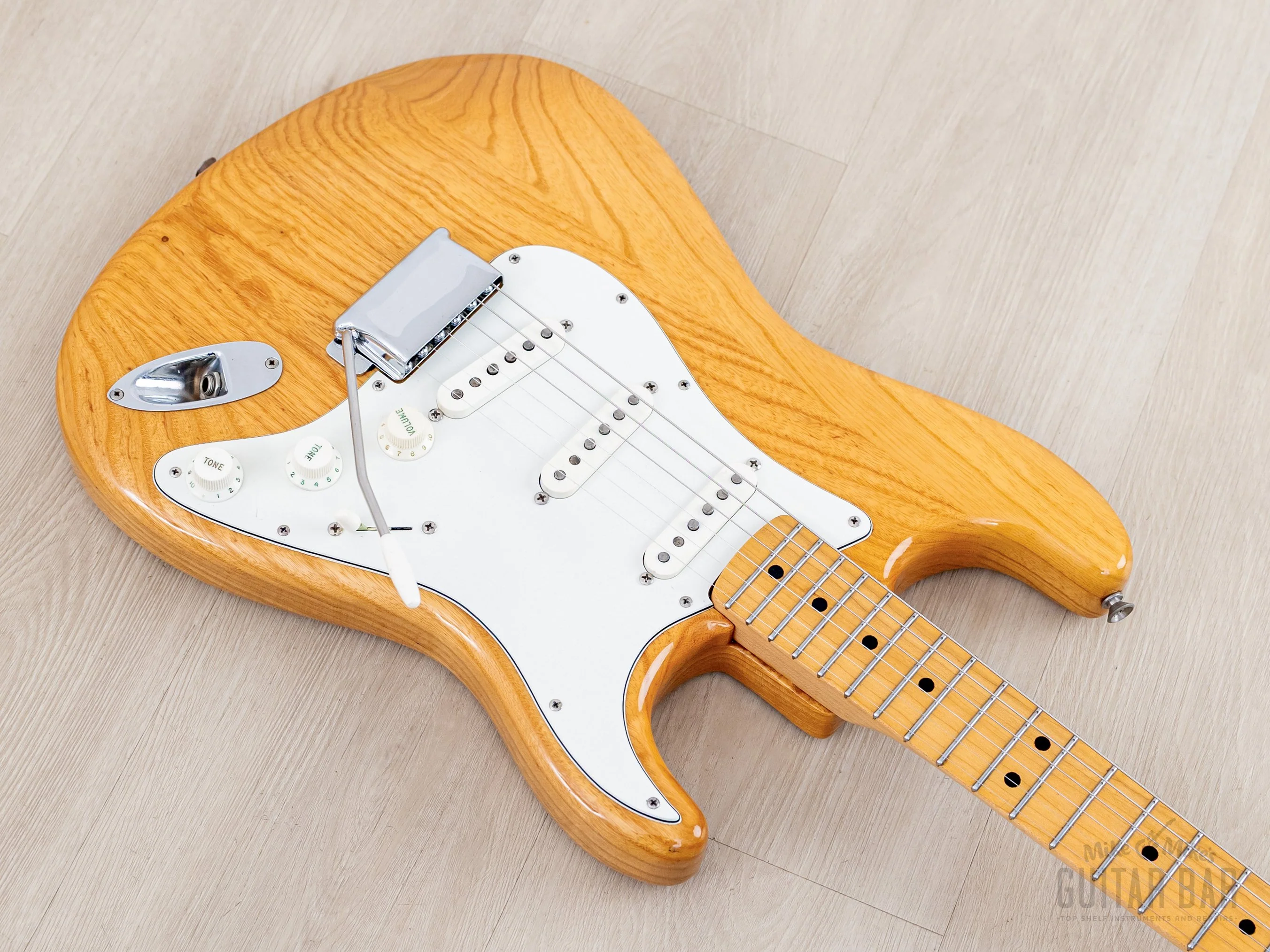 1973 Fender Stratocaster Vintage Guitar Natural, Near-Mint w/ Case - Image 9