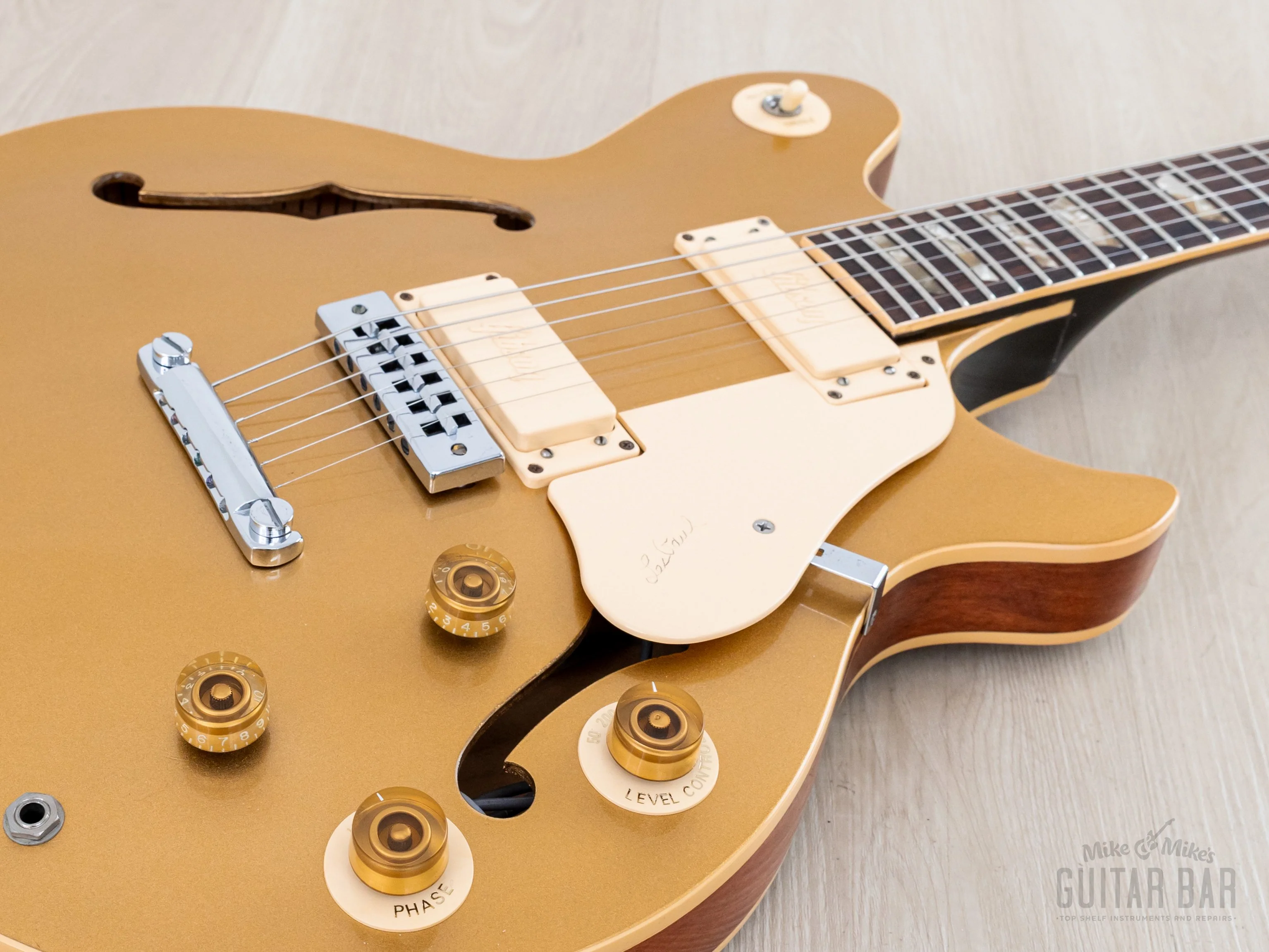 1973 Gibson Les Paul Signature Vintage Semi-Hollow Guitar Goldtop, Near-Mint & 100% Original w/ Case - Image 7