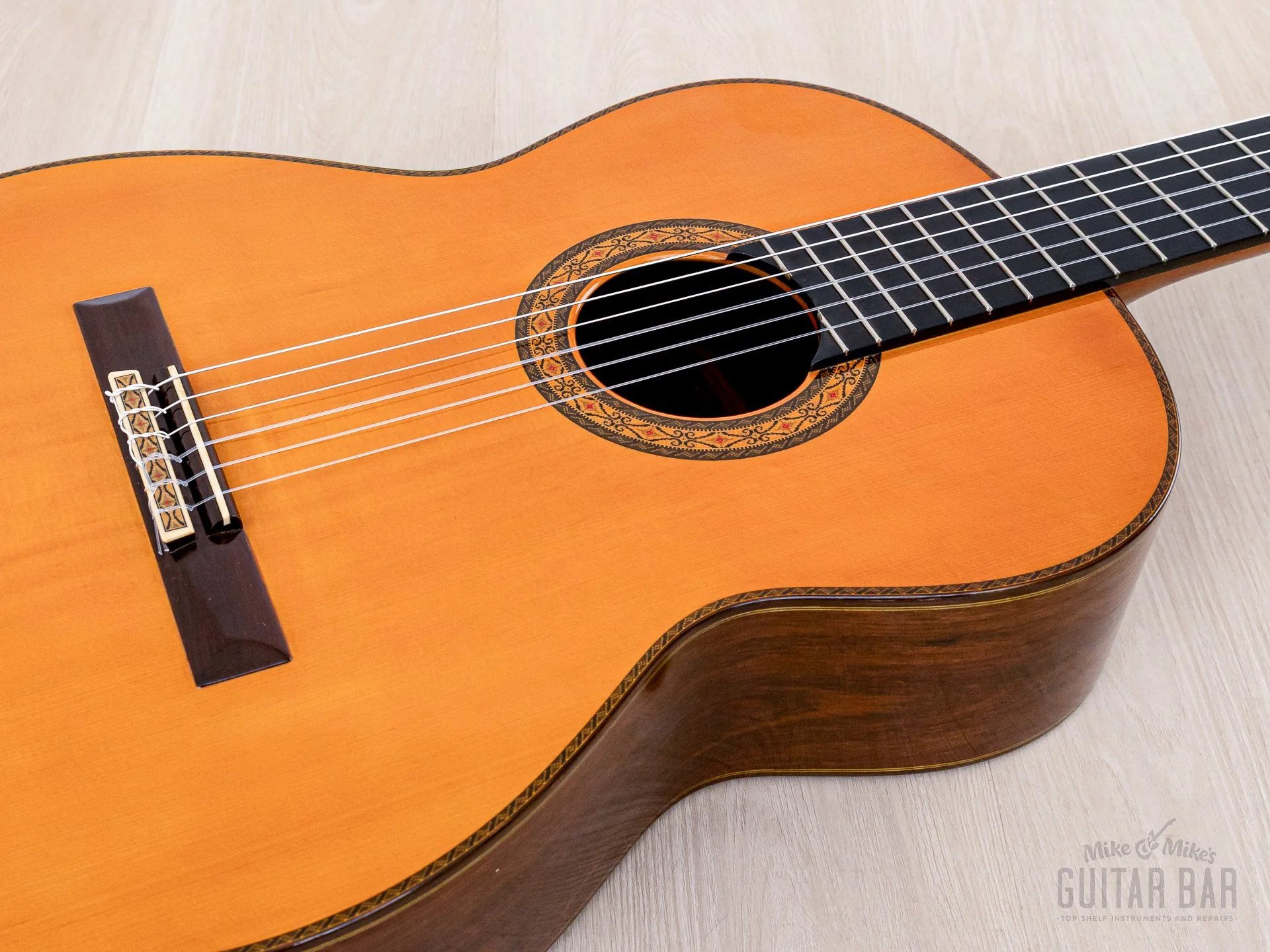 1974 Masaru Kohno No. 30 Vintage Classical Guitar, Spruce + Rosewood w/ Case - Image 7