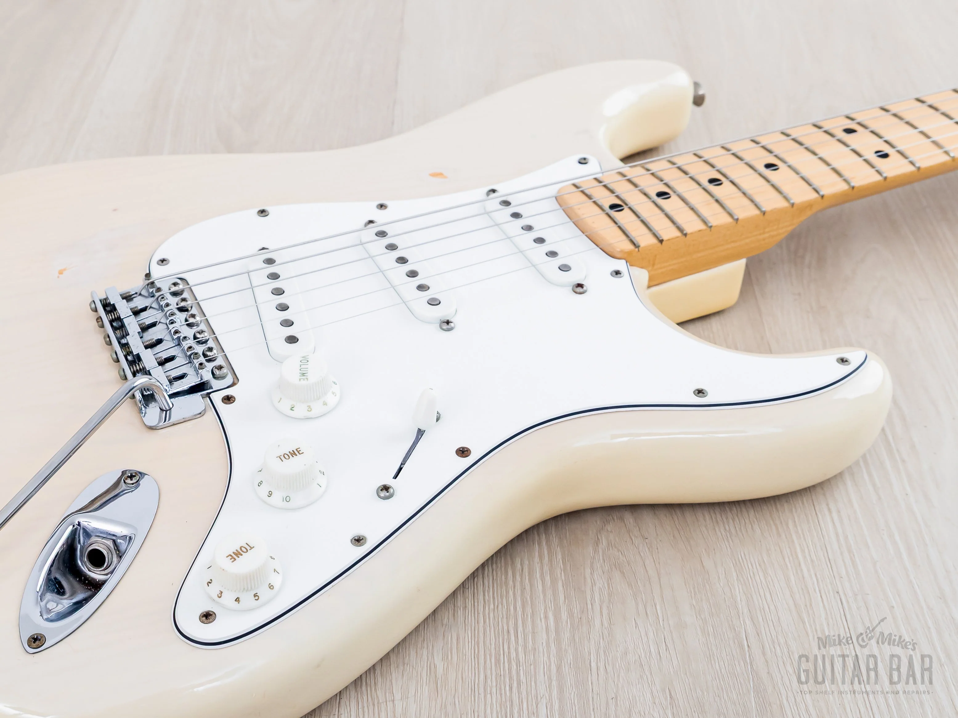 1975 Fender Stratocaster Vintage Electric Guitar Blonde, 100% Original w/ Case - Image 6