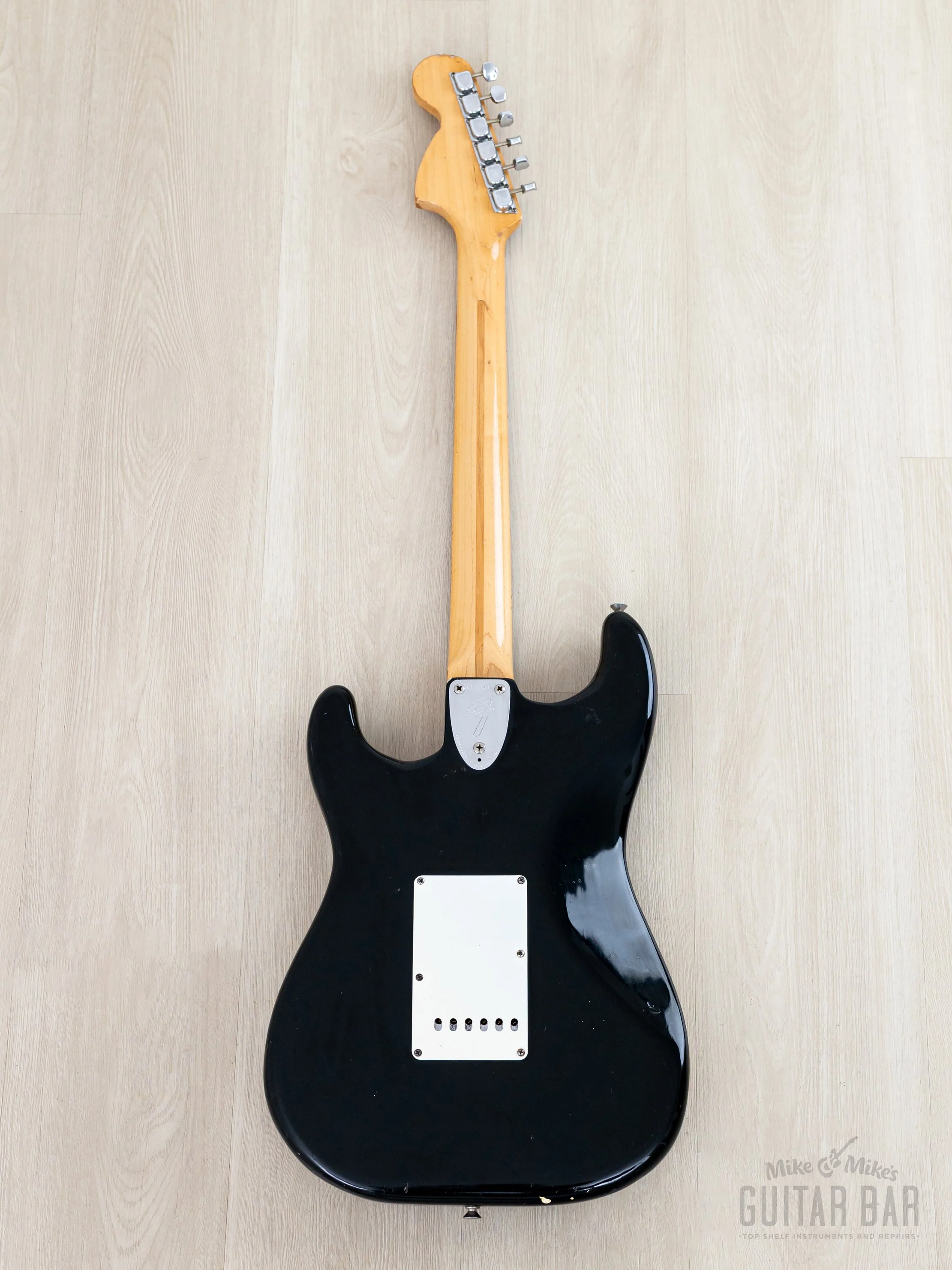 1975 Fender Stratocaster Vintage Guitar Black w/ Case - Image 3