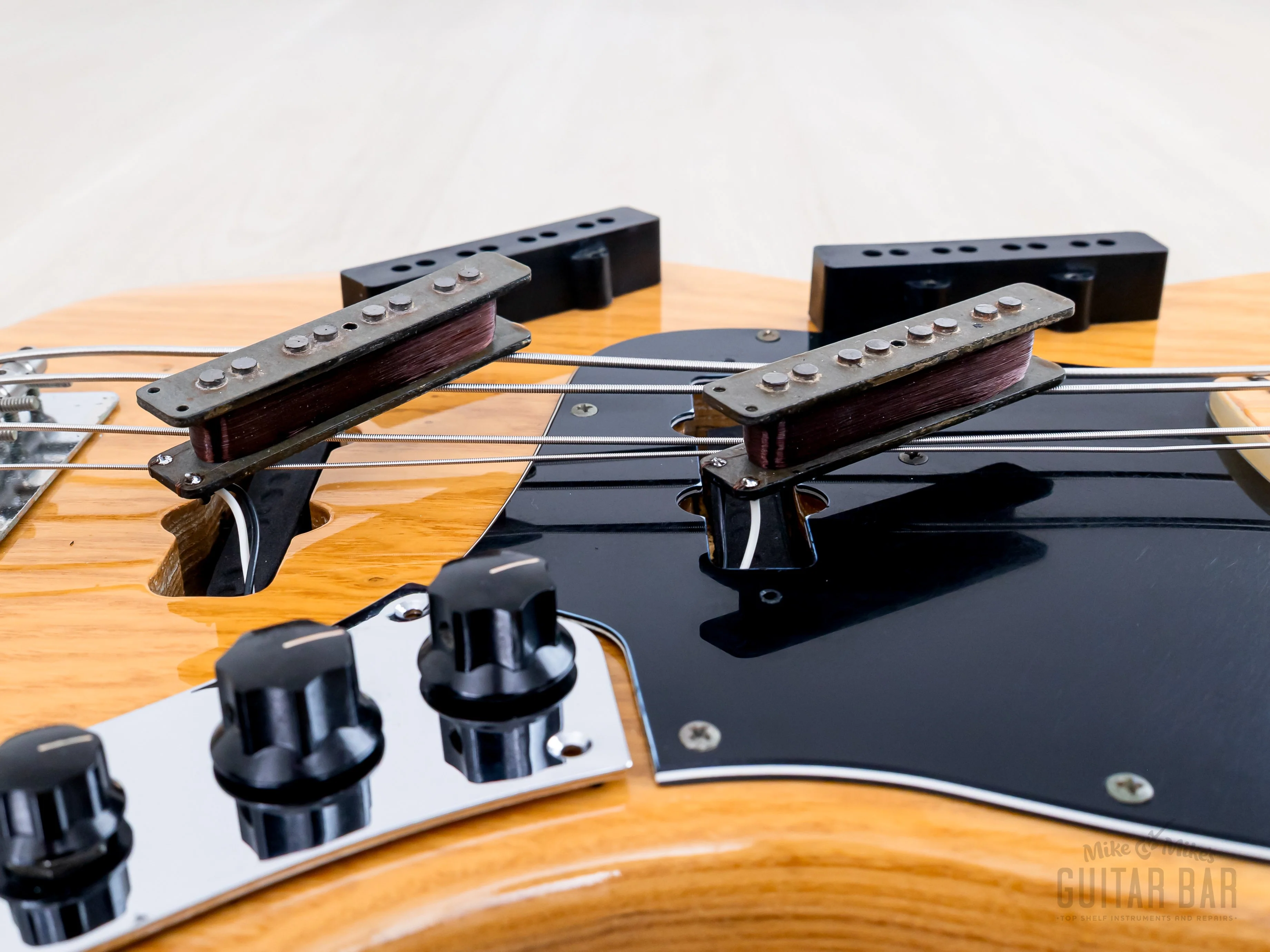 1976 Fender Jazz Bass Natural Ash w/ Pearl Blocks + Binding, Case - Image 19