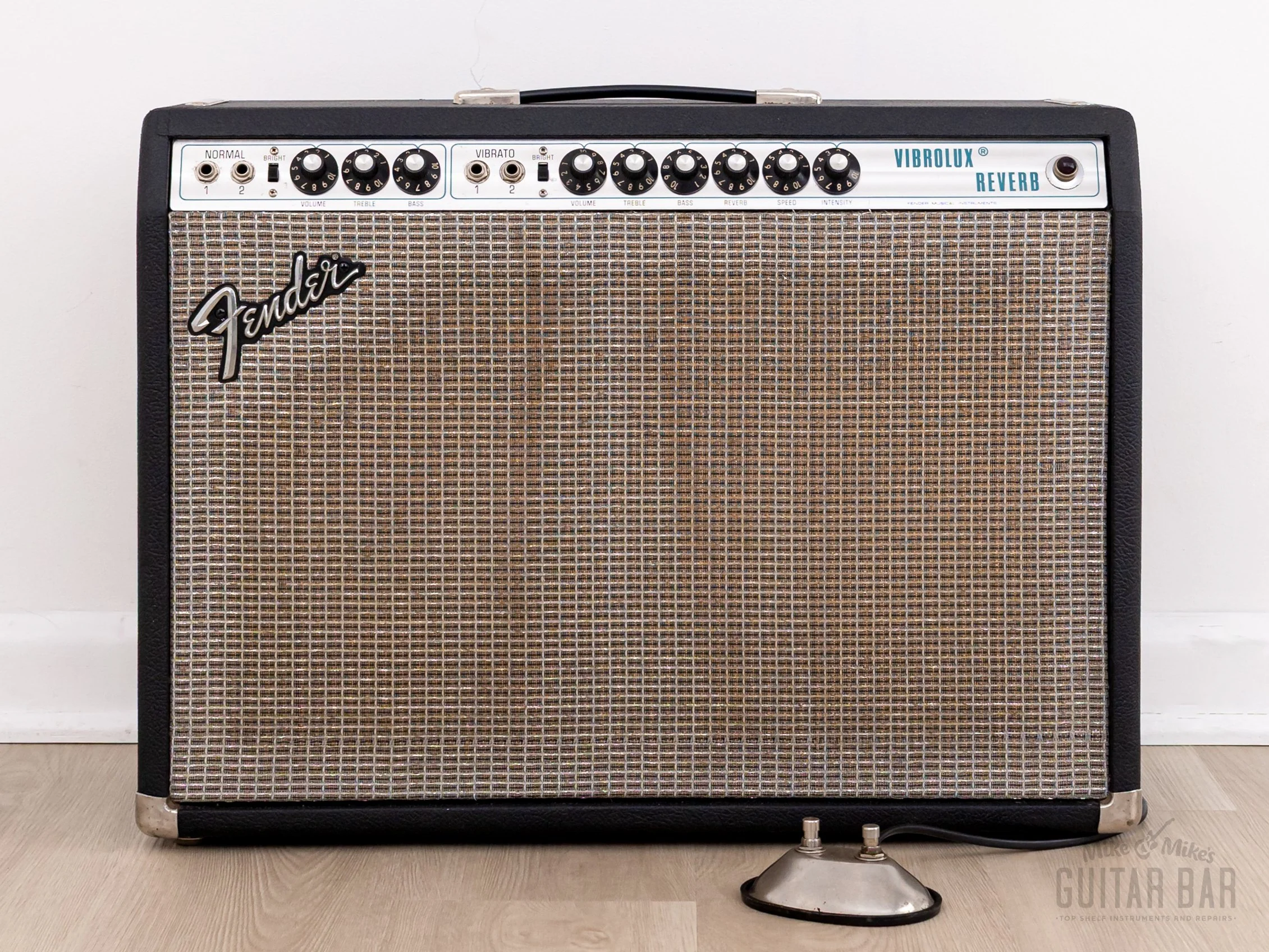 1976 Fender Vibrolux Reverb Silverface Vintage Tube Amp 2x10 w/ CTS Alnico, Ftsw - Image 2