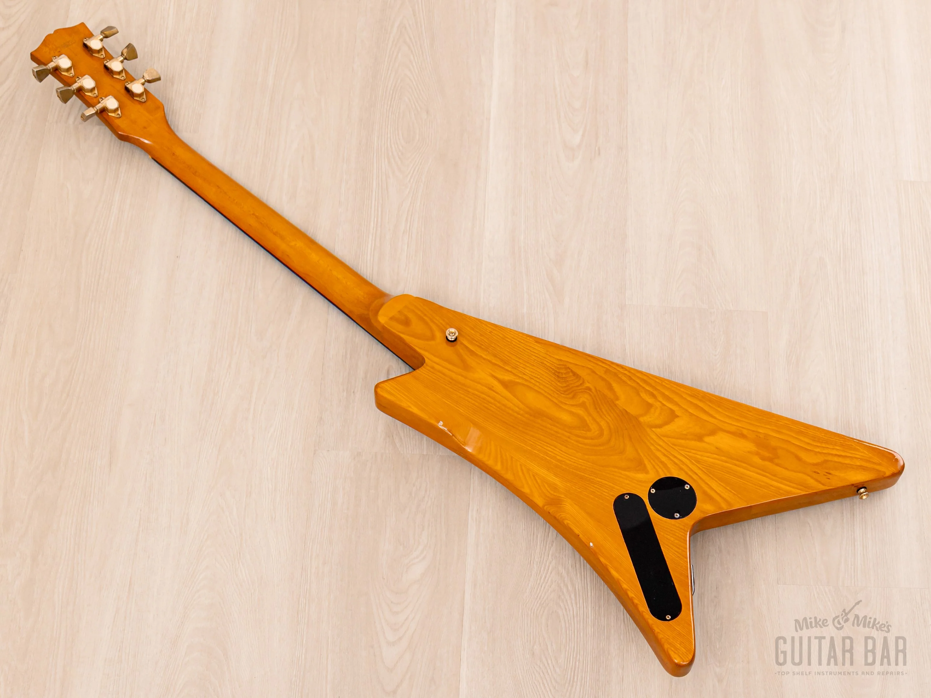 1976 Greco MD900 Moderne Vintage Guitar, 100% Original w/ Maxon U-2000 Pickups & Case - Image 12