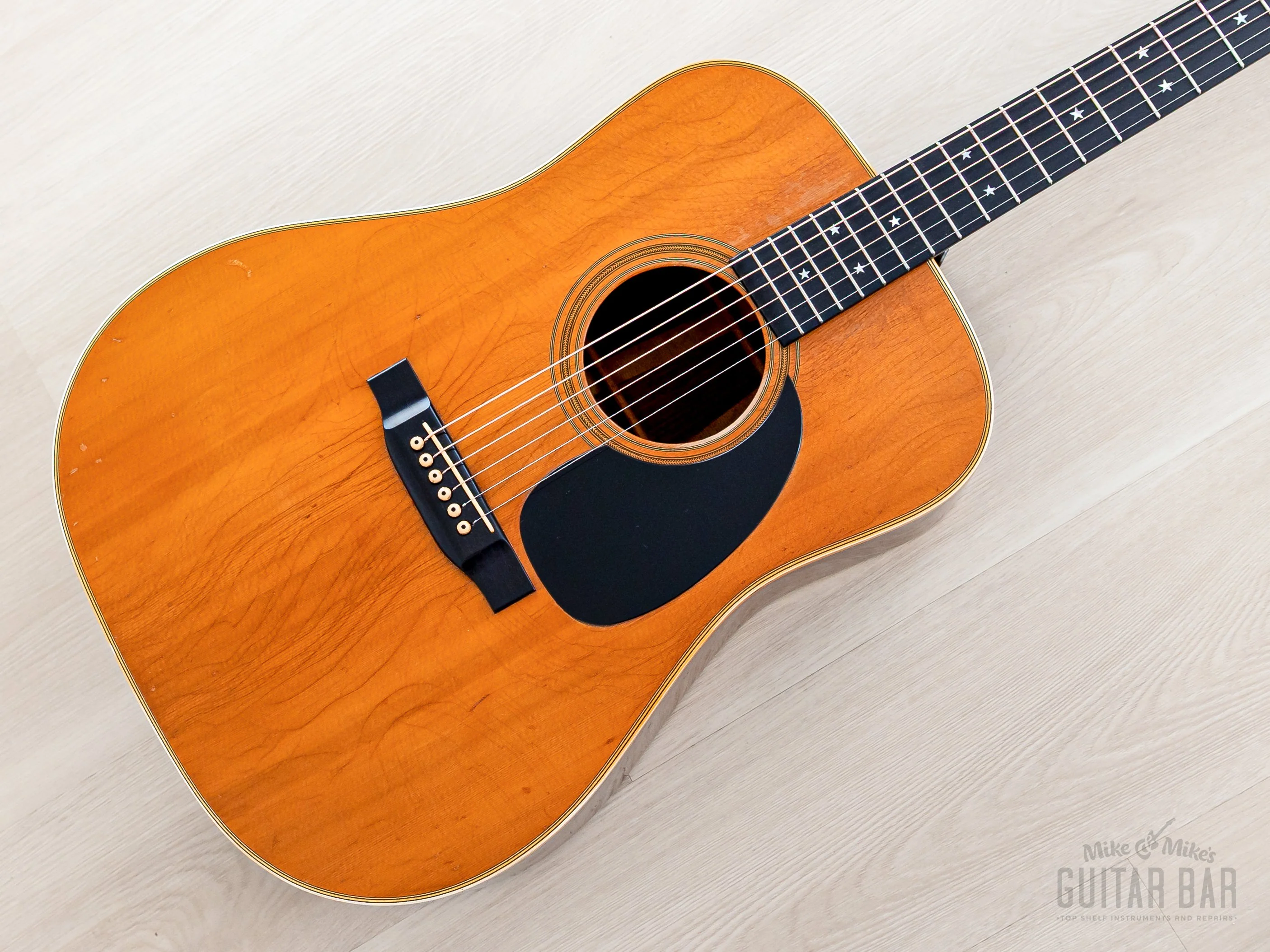 1976 Martin D-76 Vintage Limited Edition Bicentennial Dreadnought Acoustic Guitar w/ Fishman, Case