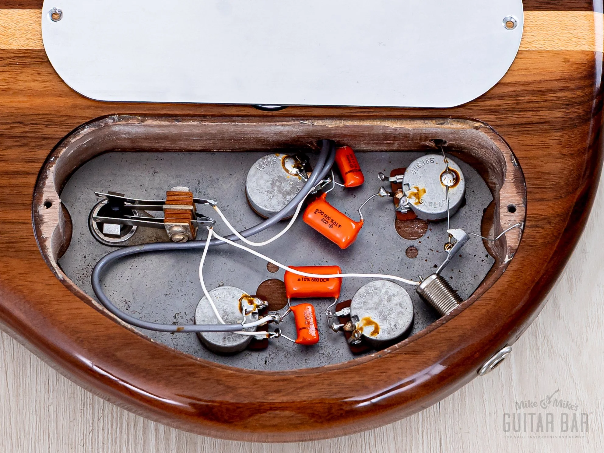 1978 Kramer 450B Deluxe Vintage Aluminum Neck Bass, Near-Mint w/ Case & Hangtags - Image 17
