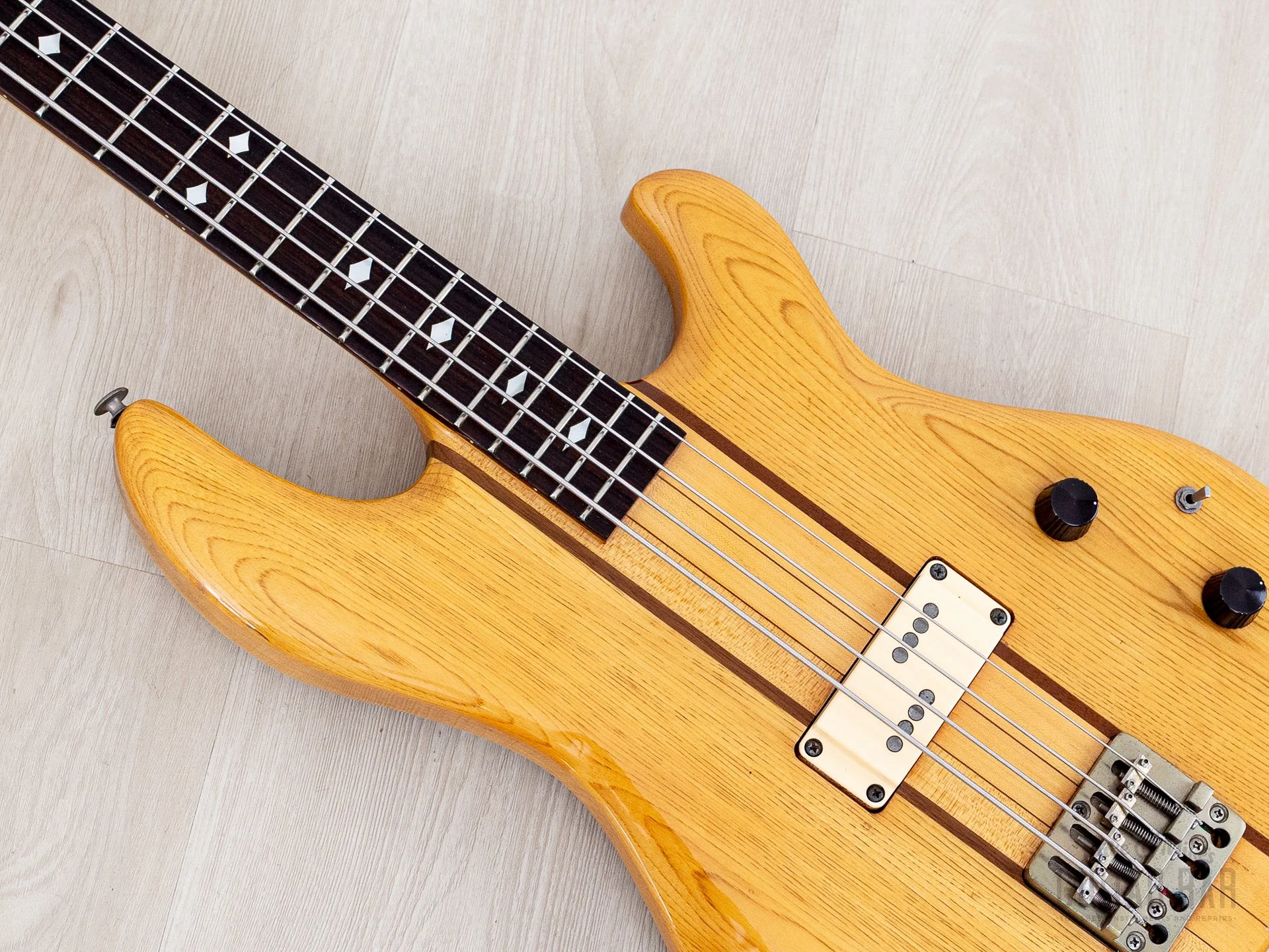 1980 Aria Pro II Thor Sound TSB-550 Neck Through Vintage Bass, Japan Matsumoku - Image 7