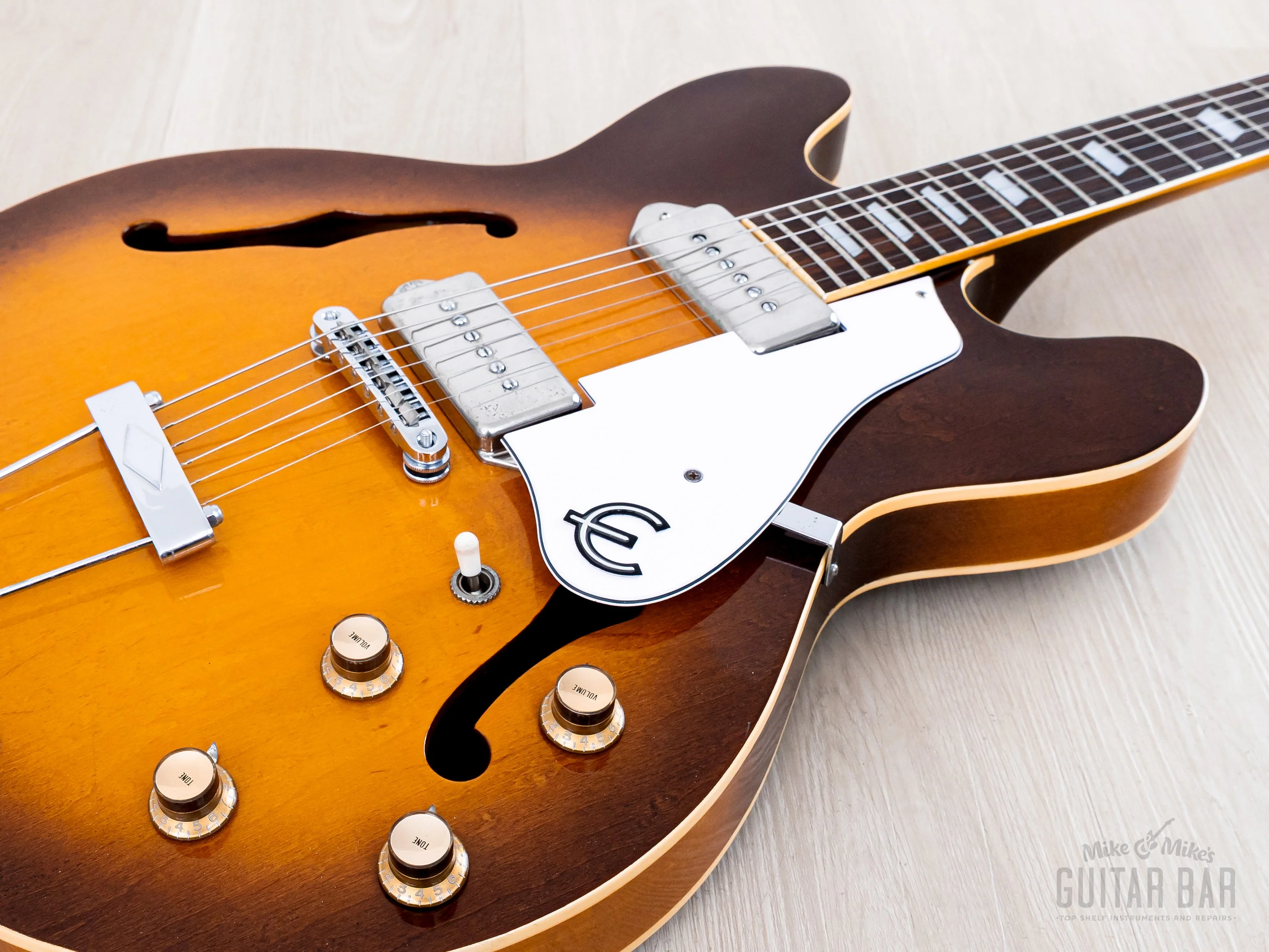 1980 Epiphone Casino Vintage Guitar Sunburst Near-Mint w/ Case, Matsumoku - Image 7