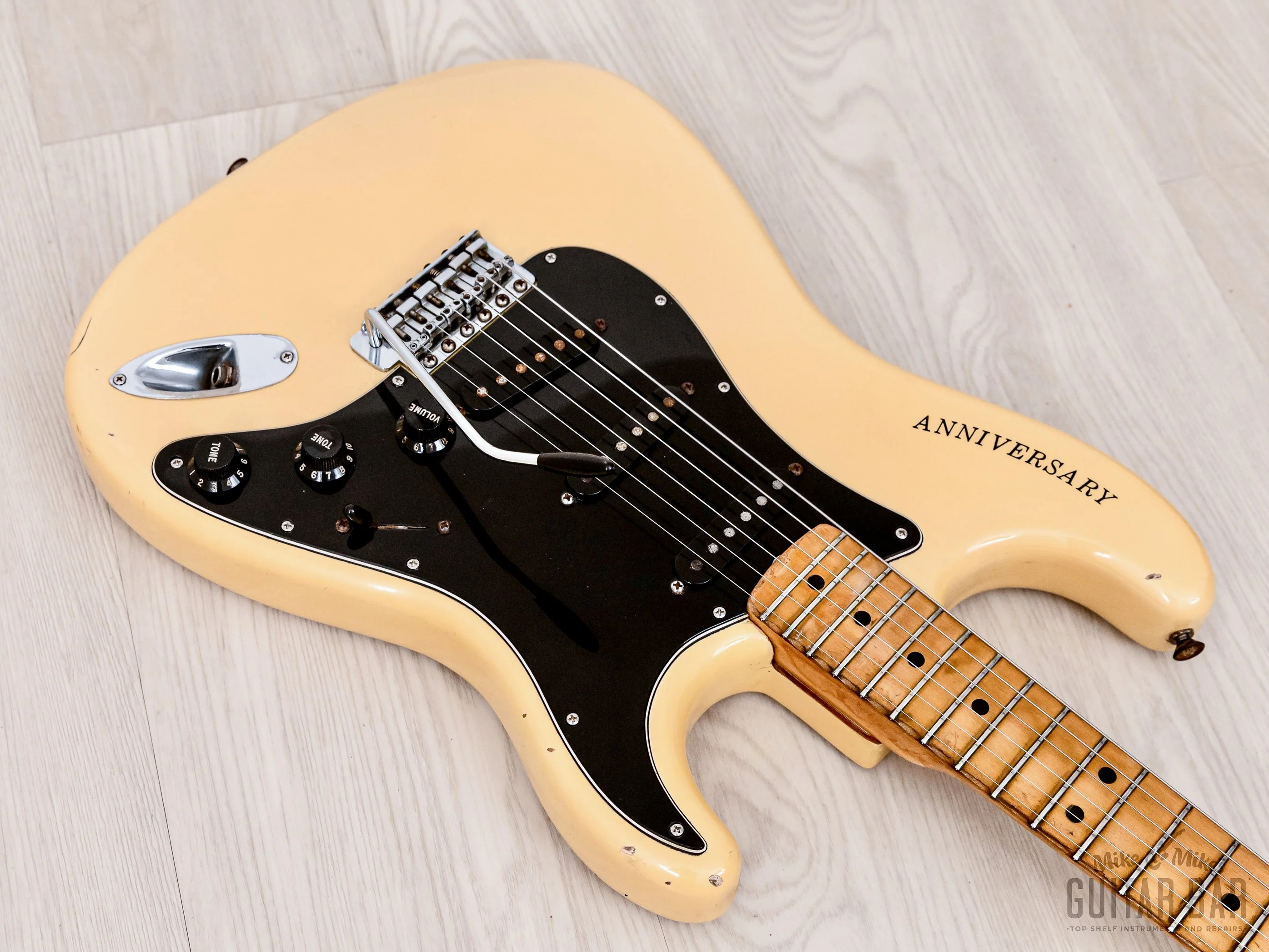 1980 Fender Stratocaster 25th Anniversary Model Vintage Guitar Pearl White w/ Case - Image 8