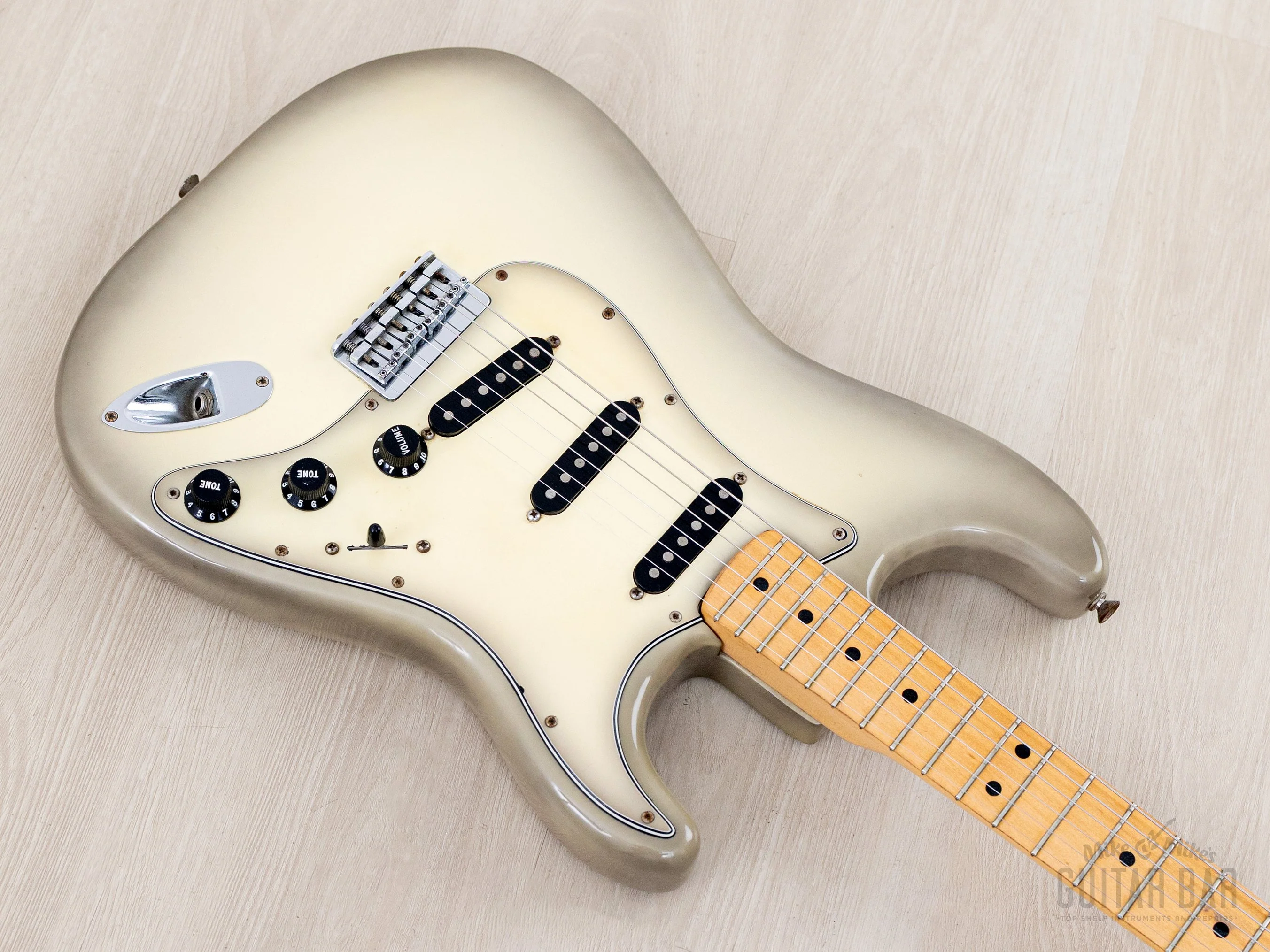 1980 Fender Stratocaster Hardtail Vintage Guitar Antigua, Near-Mint w/ Case - Image 9