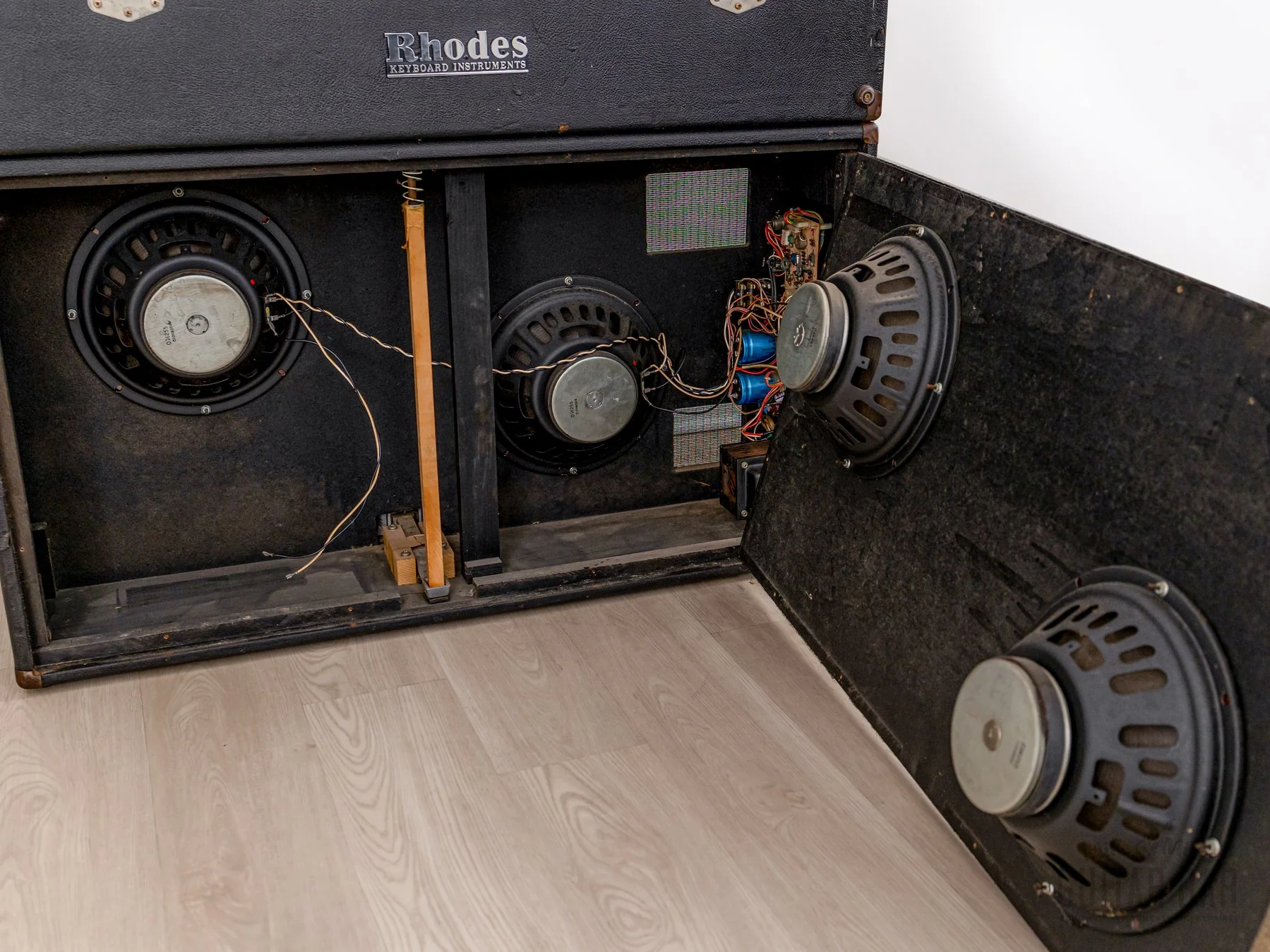 1980 Rhodes Suitcase 73 Mk II Vintage Electric Piano w/ Janus Preamp, Serviced w/ Mk I Action - Image 12