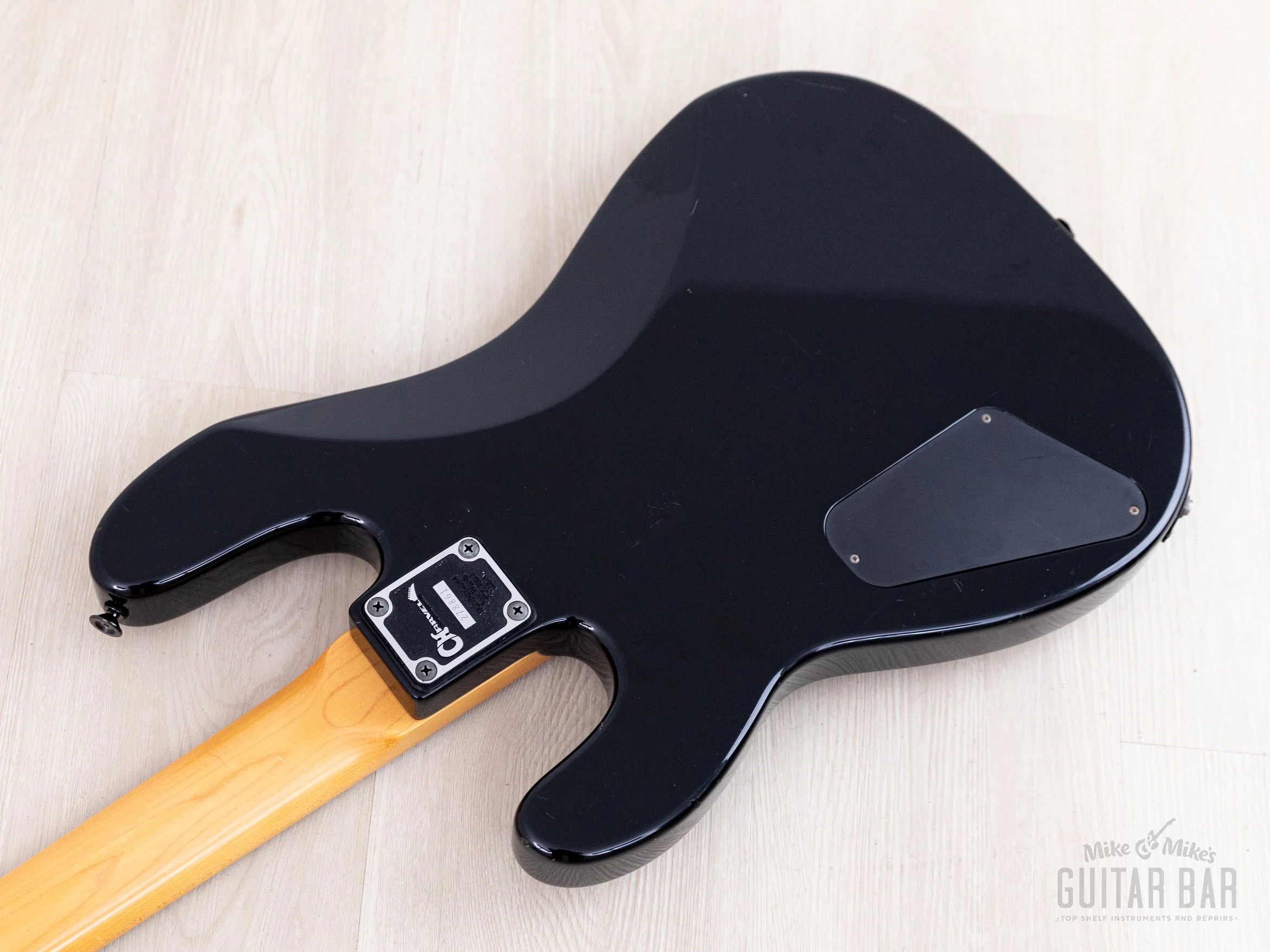 1980s Charvel by Jackson 1B Vintage Bass Black, Japan - Image 13