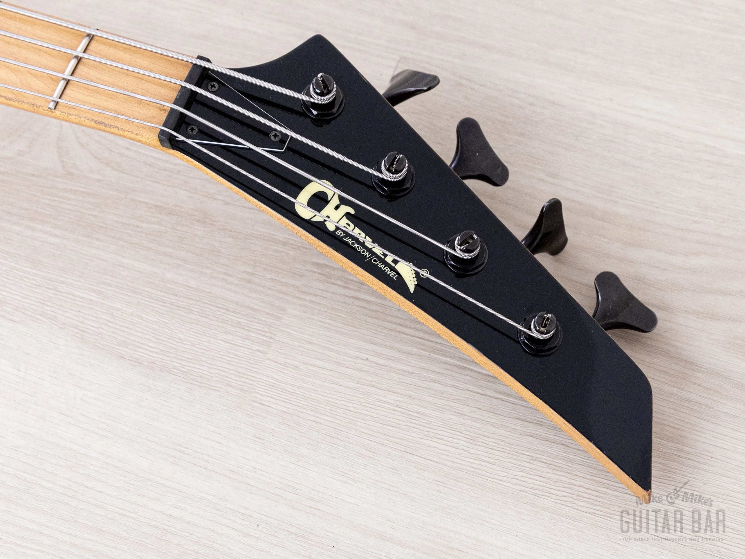 1980s Charvel by Jackson 1B Vintage Bass Black, Japan - Image 4
