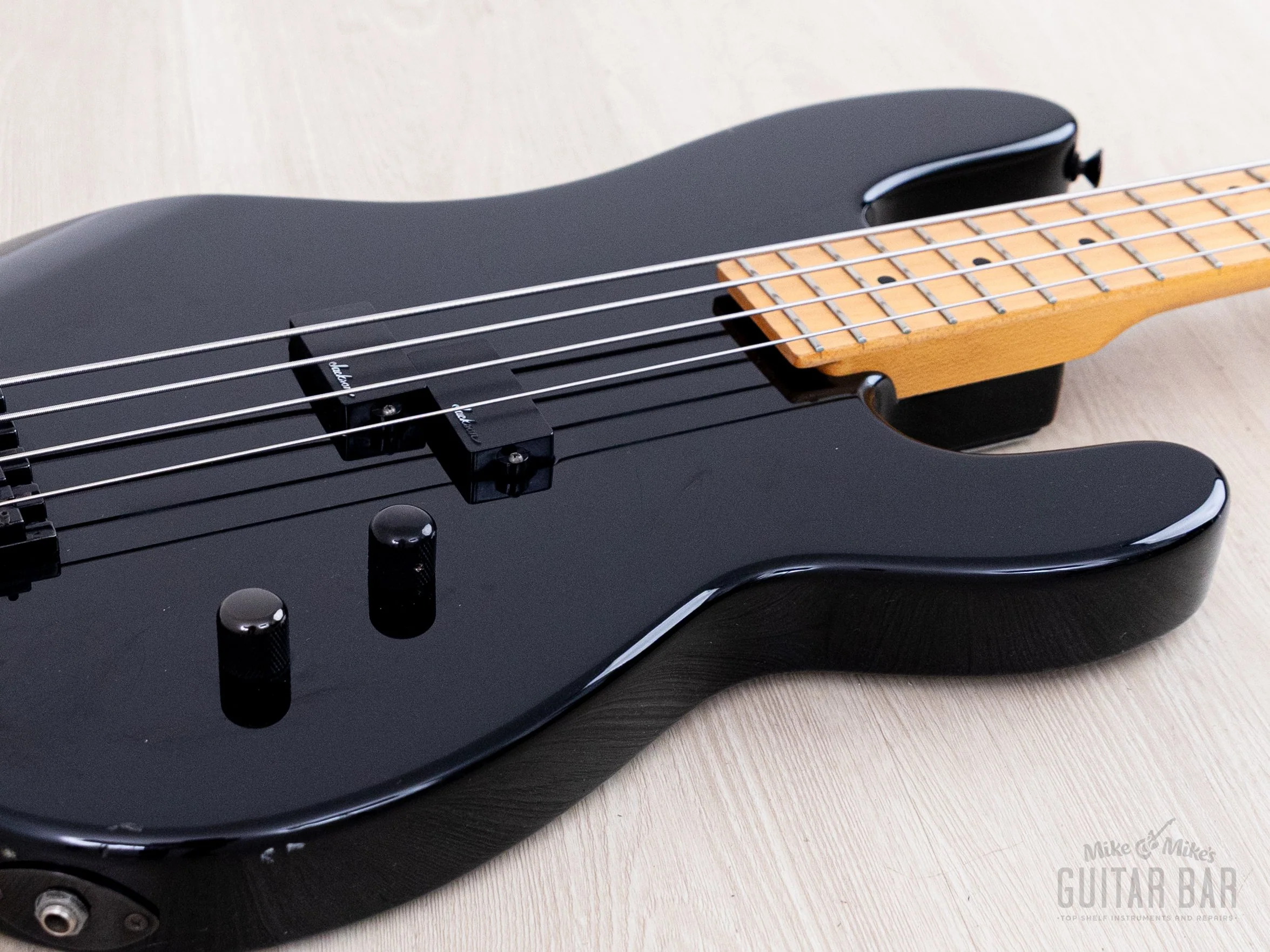1980s Charvel by Jackson 1B Vintage Bass Black, Japan - Image 6