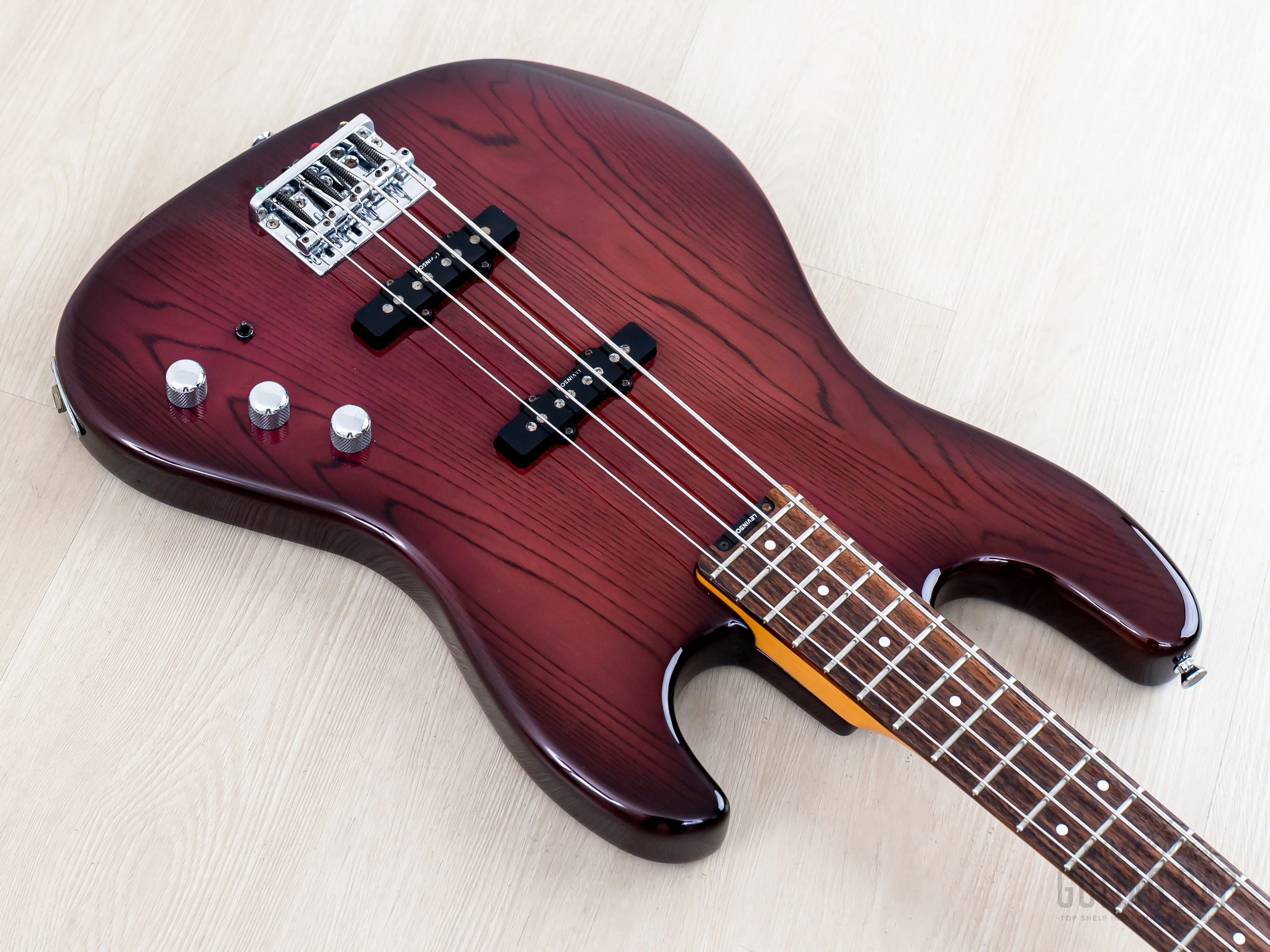 1980s Levinson Blade B3 Vintage Jazz Bass Misty Violet w/ Active Preamp, Japan - Image 9