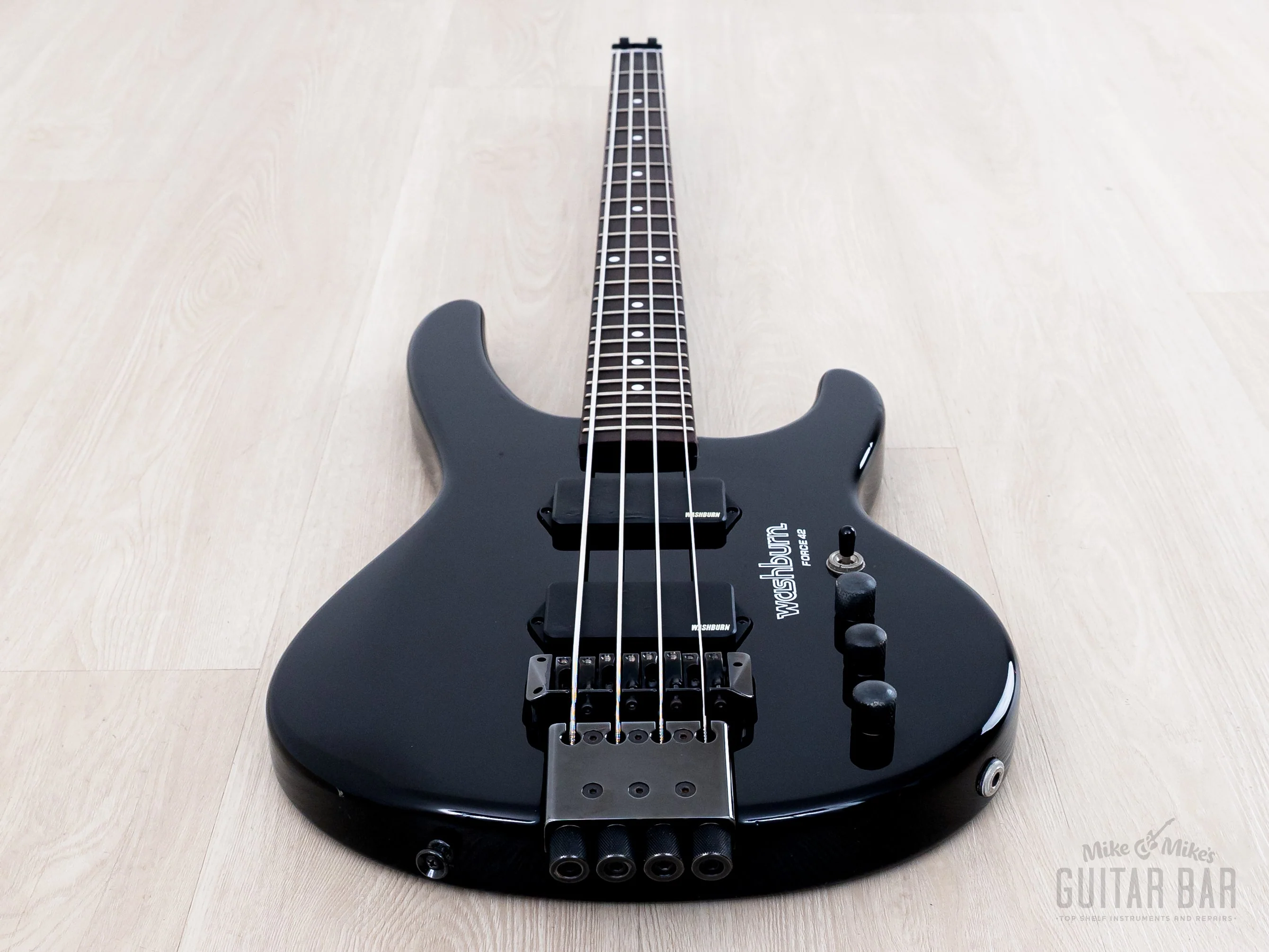 1980s Washburn Force 42 Vintage Headless Bass Black w/ Flight Case - Image 10